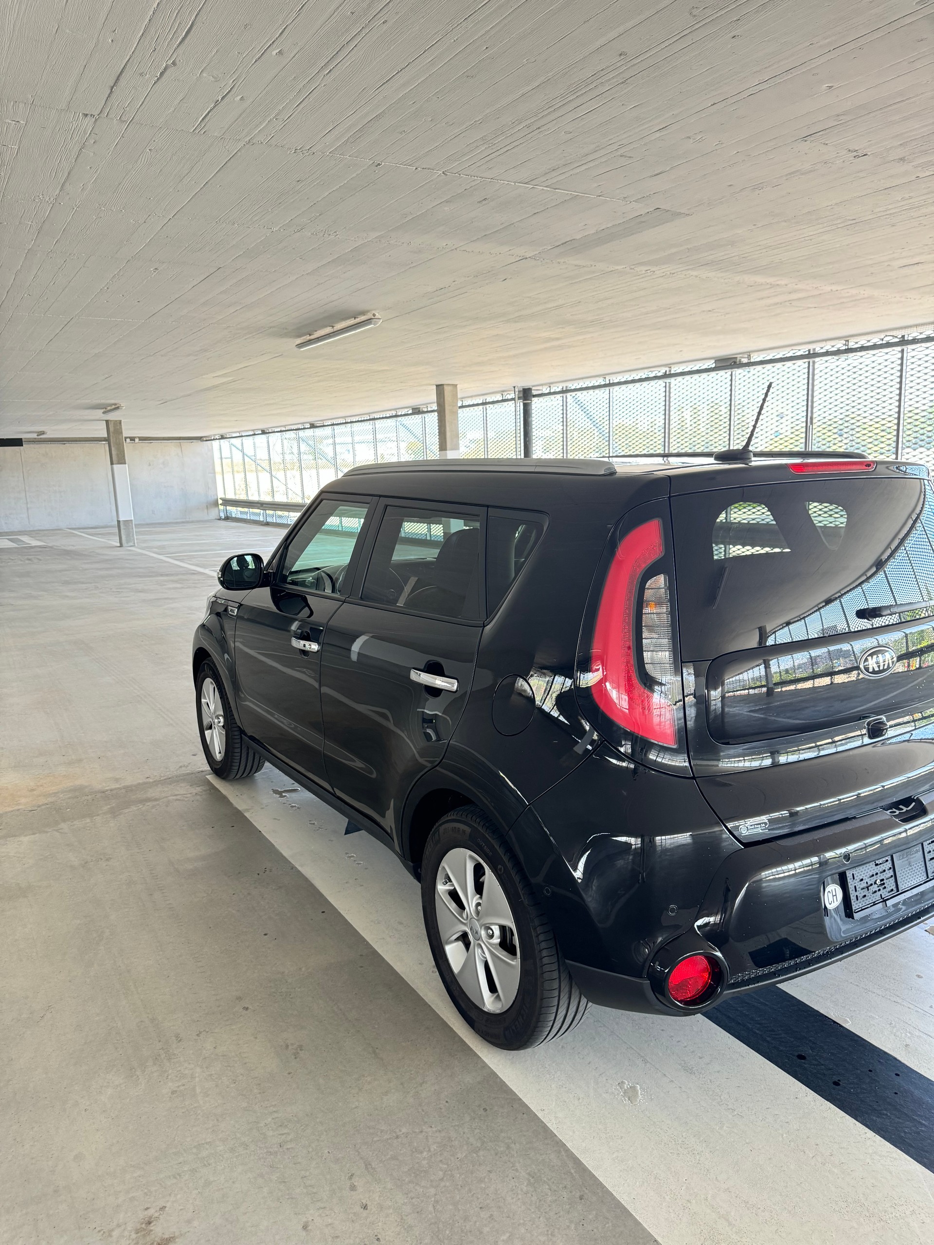 KIA Soul 1.6 CRDi Style Automatic-image-5