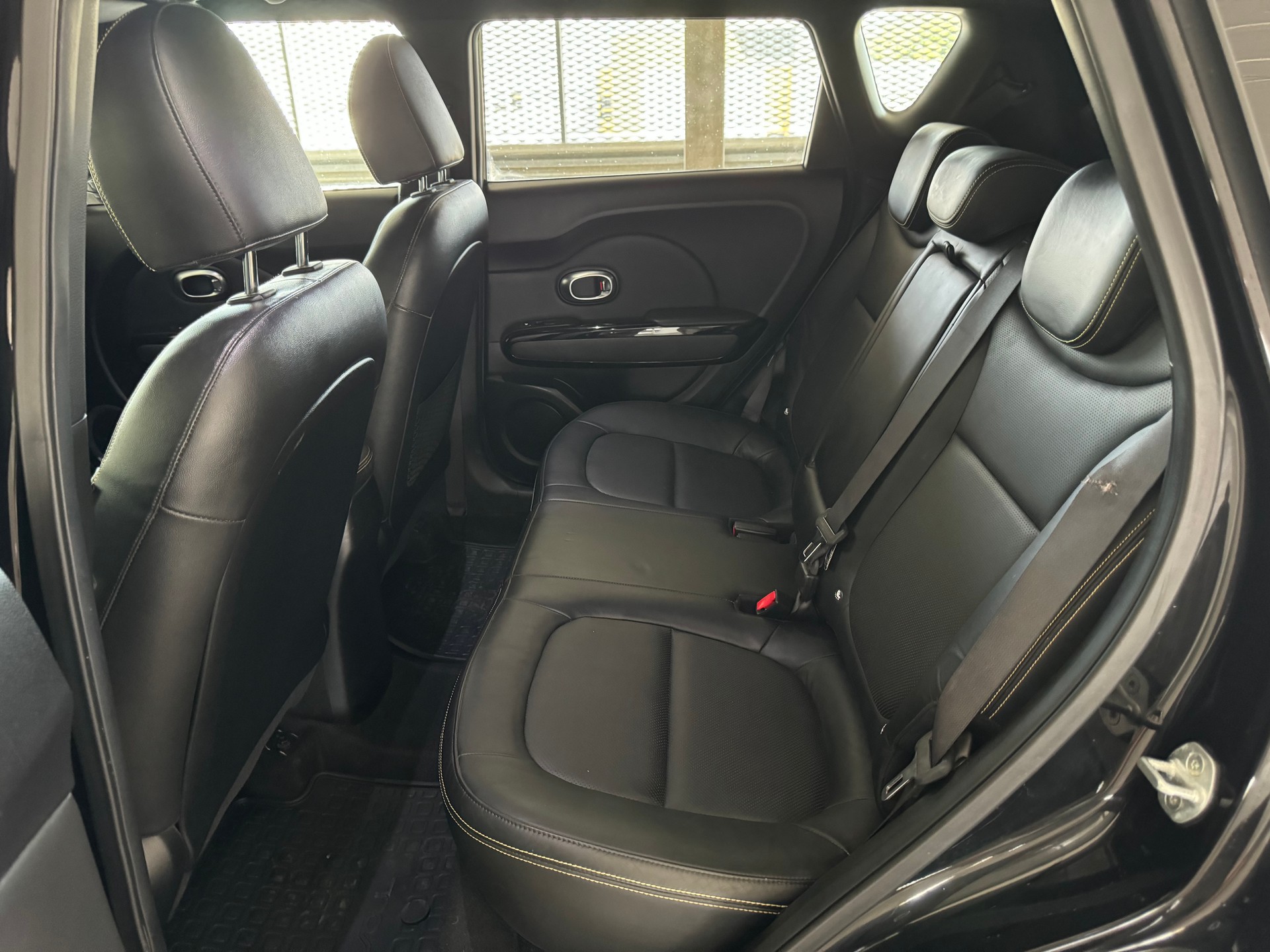 KIA Soul 1.6 CRDi Style Automatic-image-15