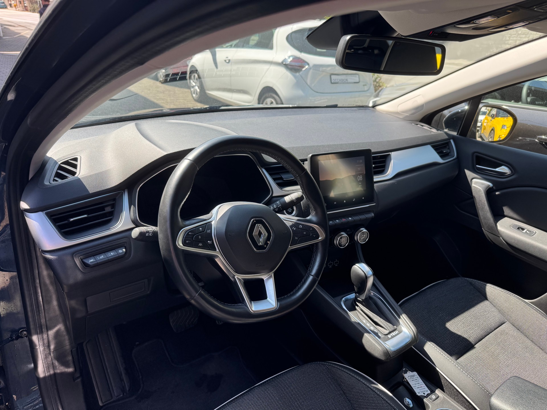 RENAULT Captur 1.6 E-Tech 145 Intens DHT-image-13