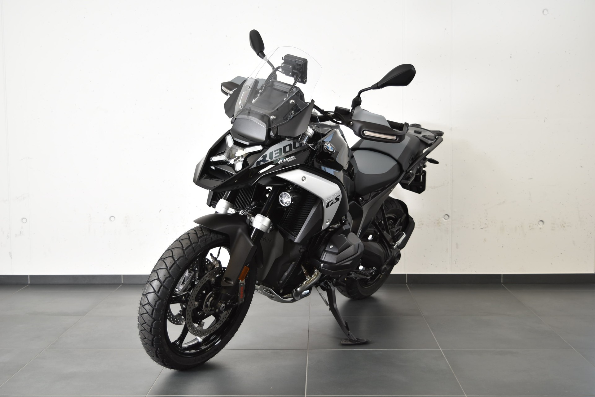 BMW R 1300 GS-image-1