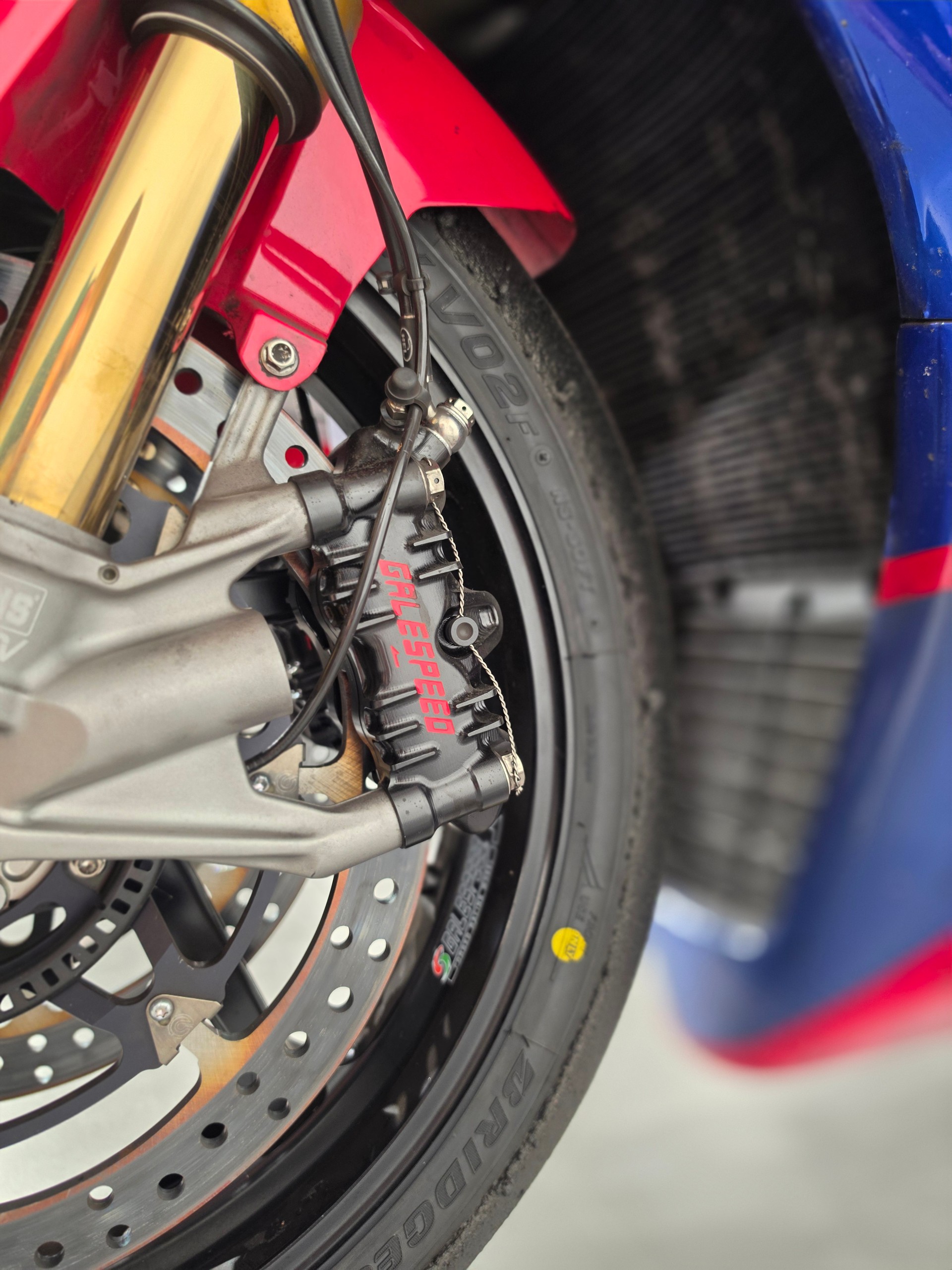 HONDA CBR 1000 RR-R Fireblade SP-image-13