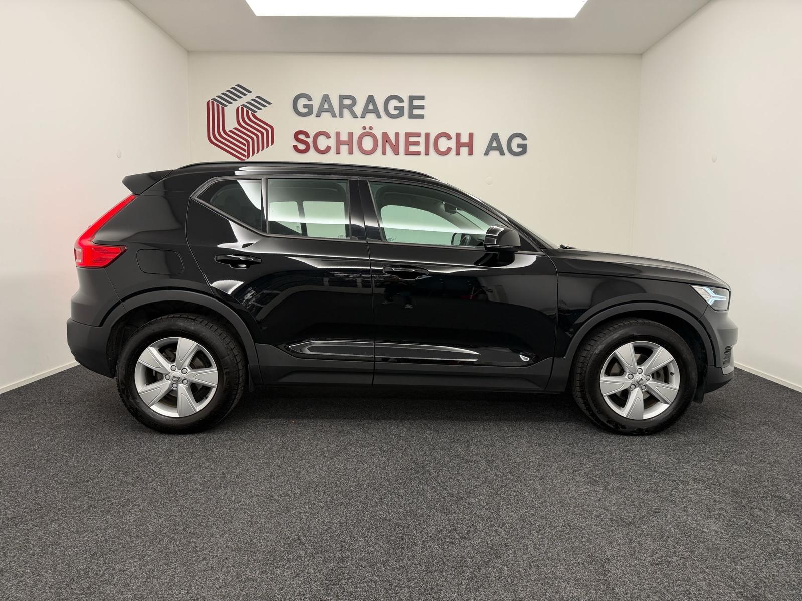 VOLVO XC40 T3 Momentum-showroom-element-3