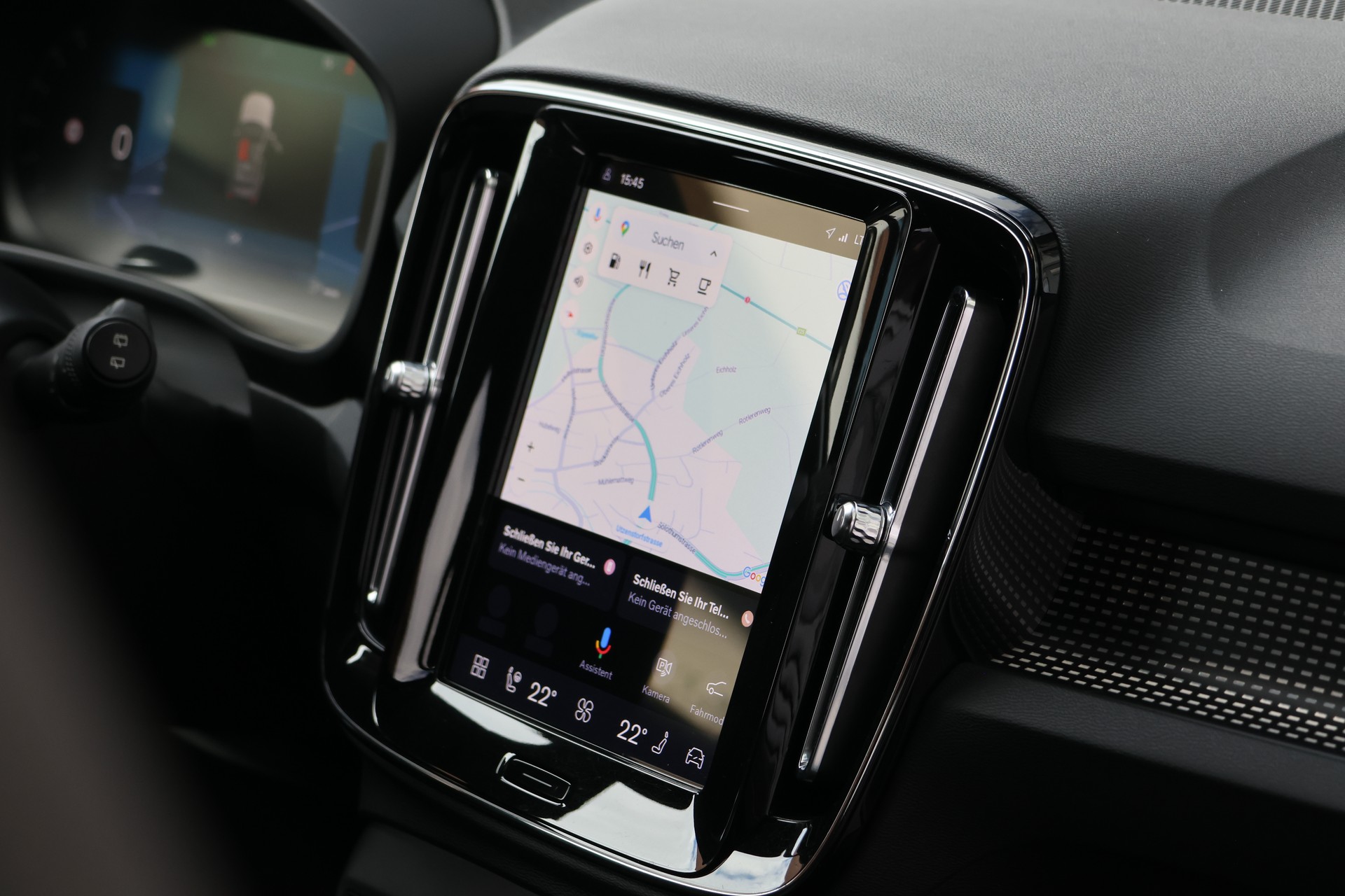 VOLVO XC40 B3 Benzin Mild Hybrid Plus Dark DCT-image-19