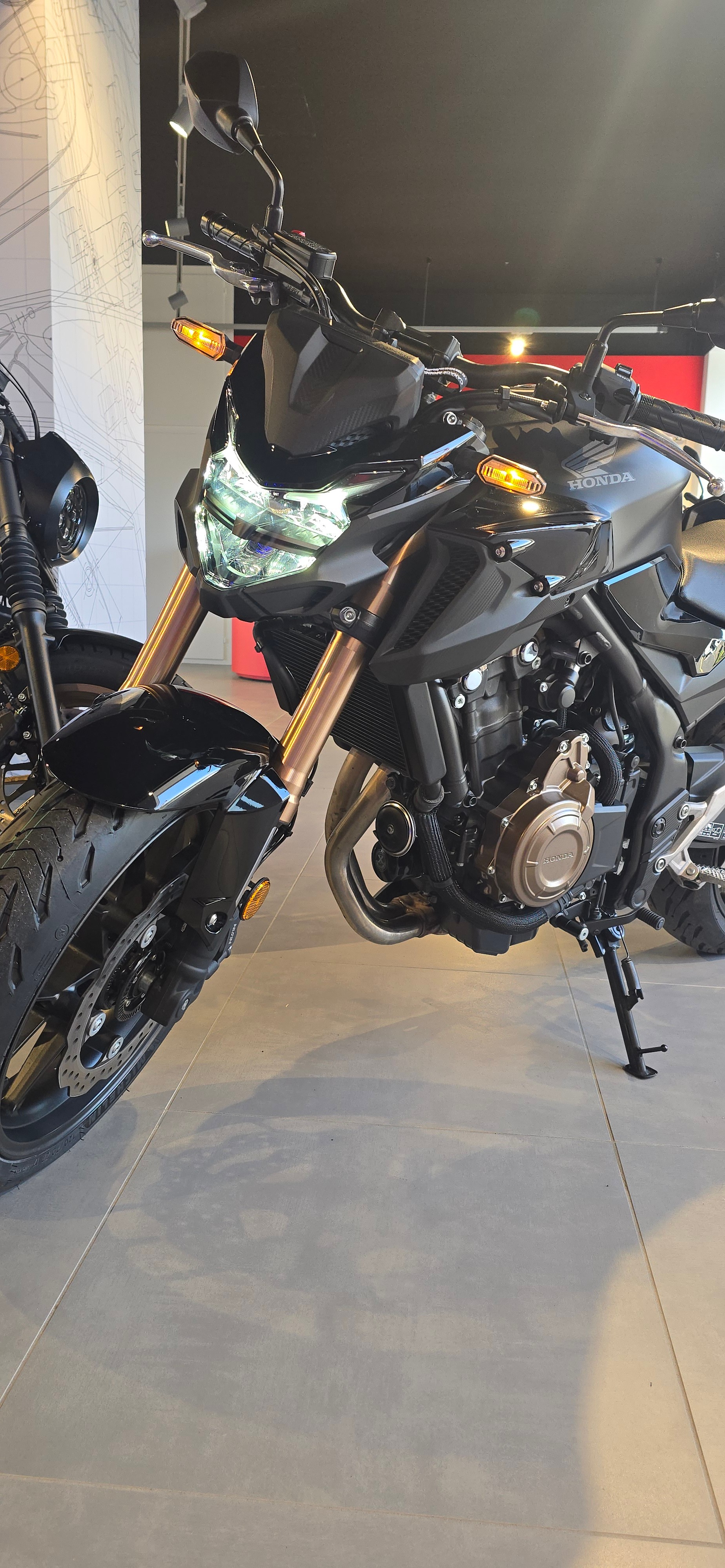 HONDA CB 500 F-image-1