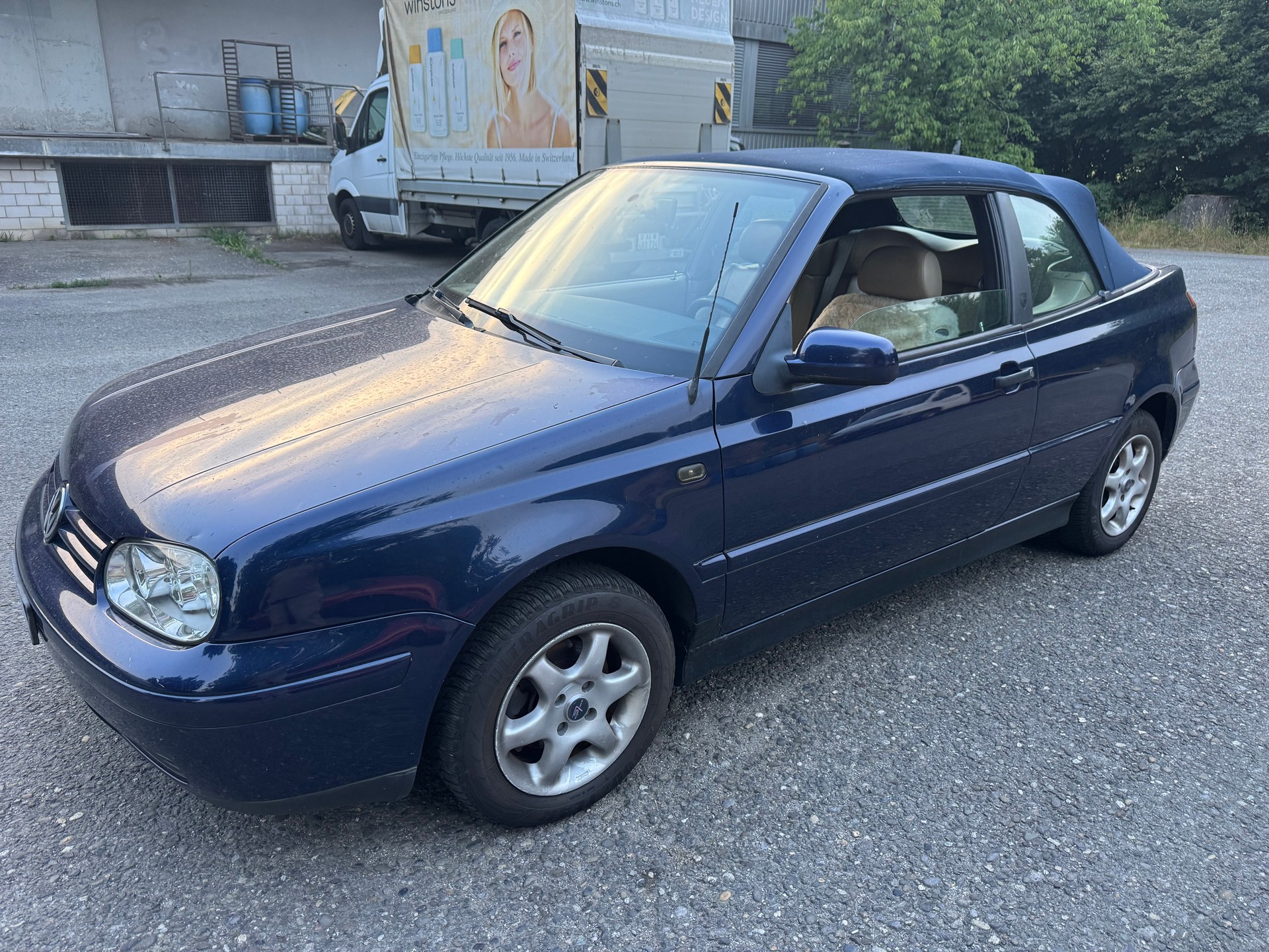 VW Golf Cabriolet 2000 Swiss Classic