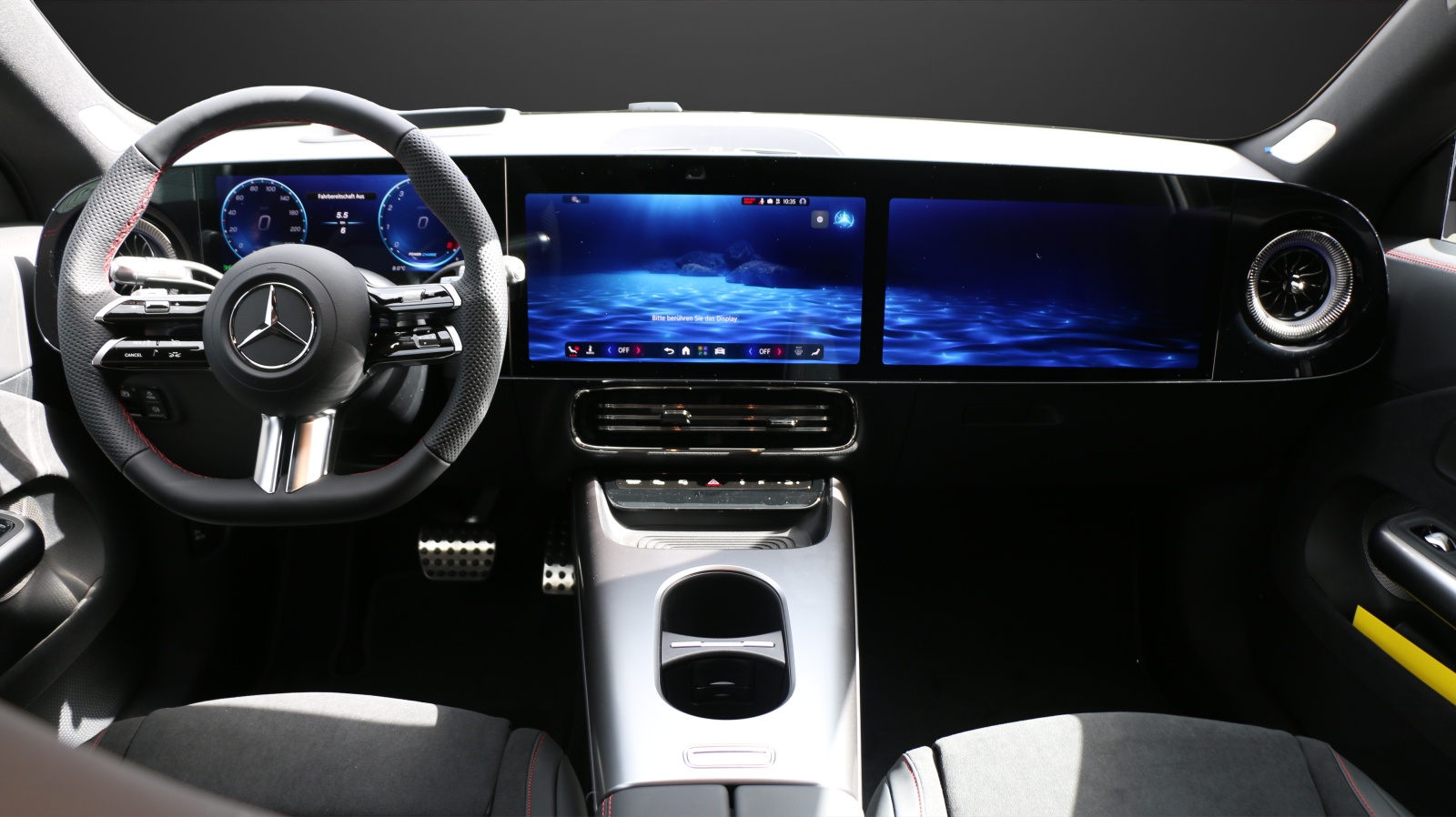 MERCEDES-BENZ CLA 220 8G-DCT 4Matic-image-5