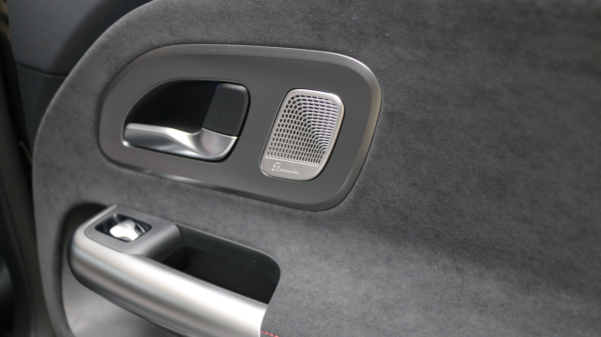 MERCEDES-BENZ CLA 220 8G-DCT 4Matic-image-11