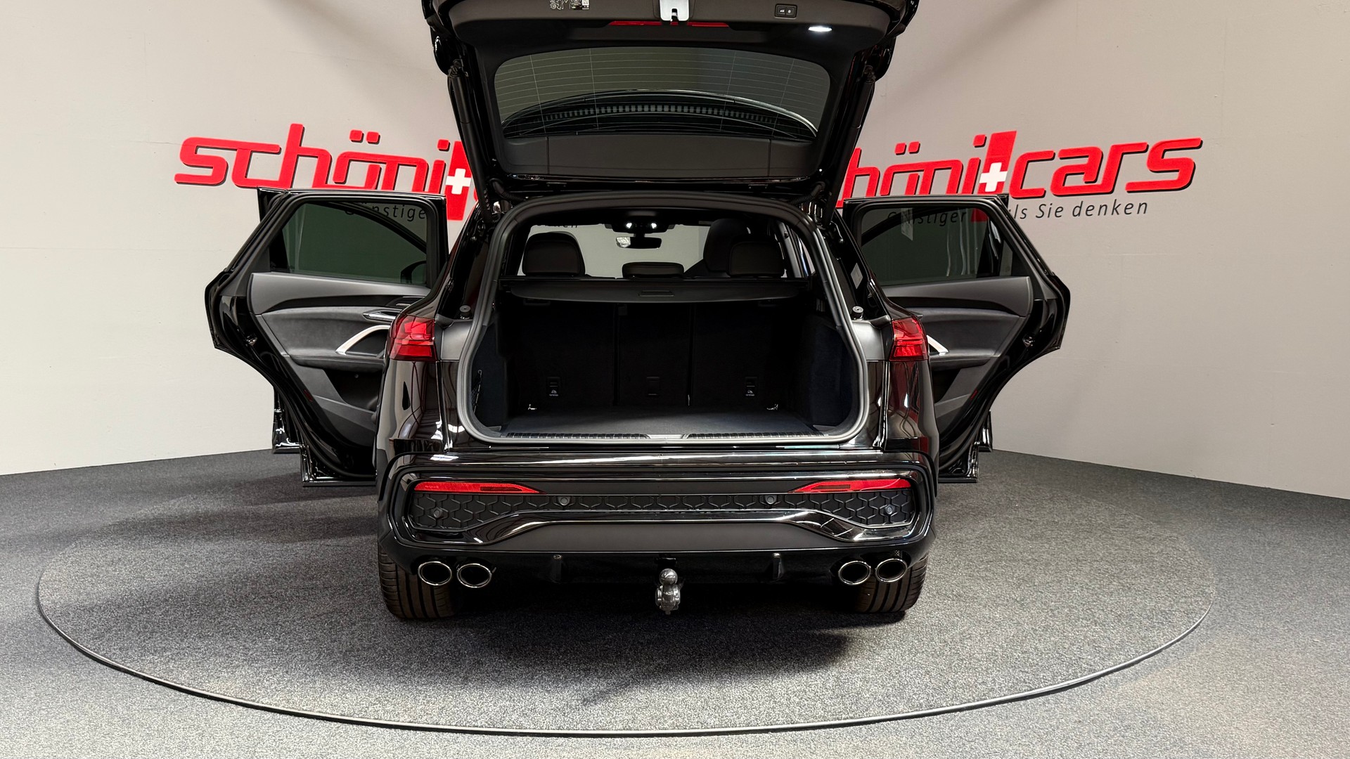 AUDI SQ5 TFSI quattro S-tronic-image-5