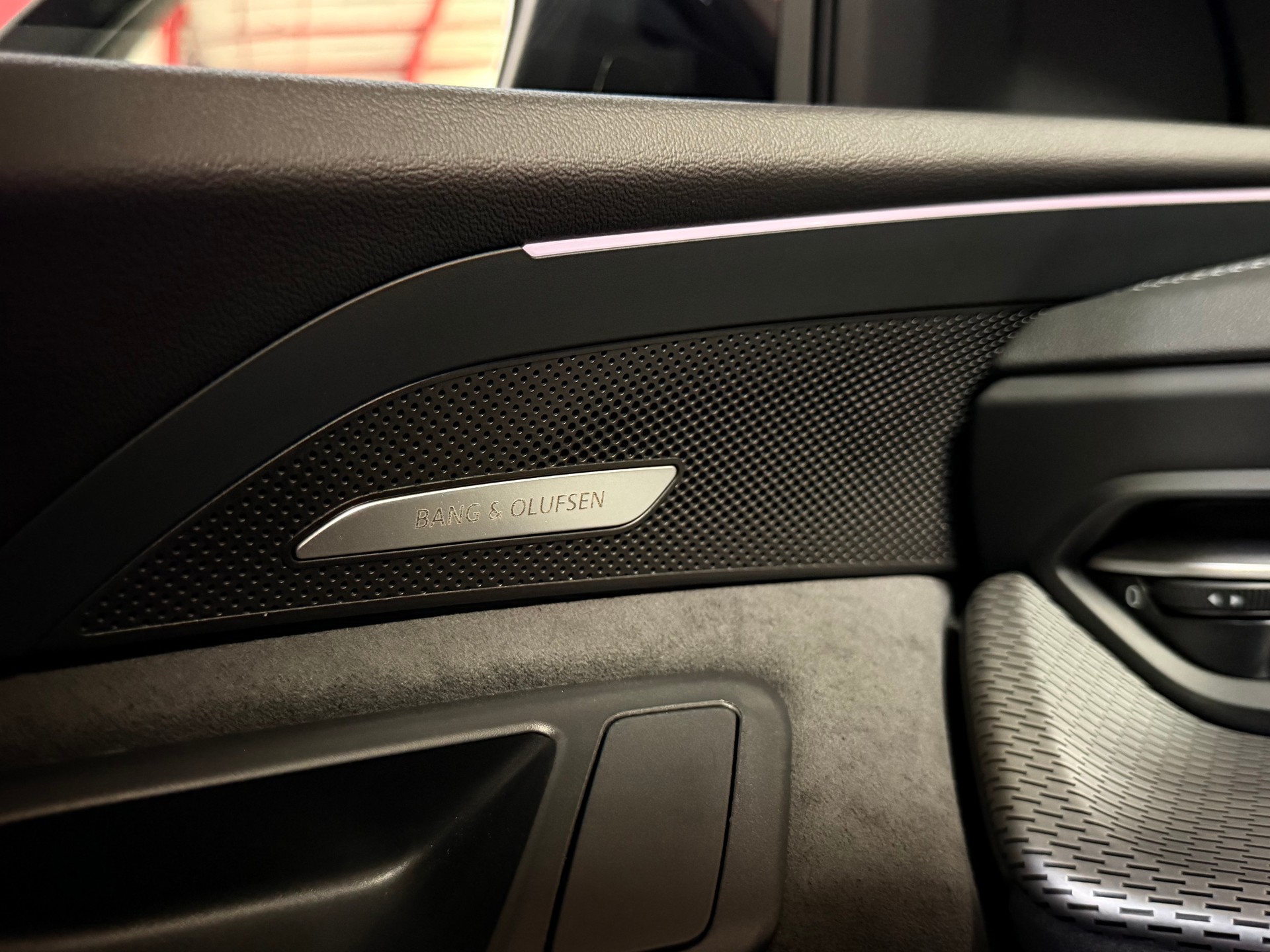 AUDI SQ5 TFSI quattro S-tronic-image-35