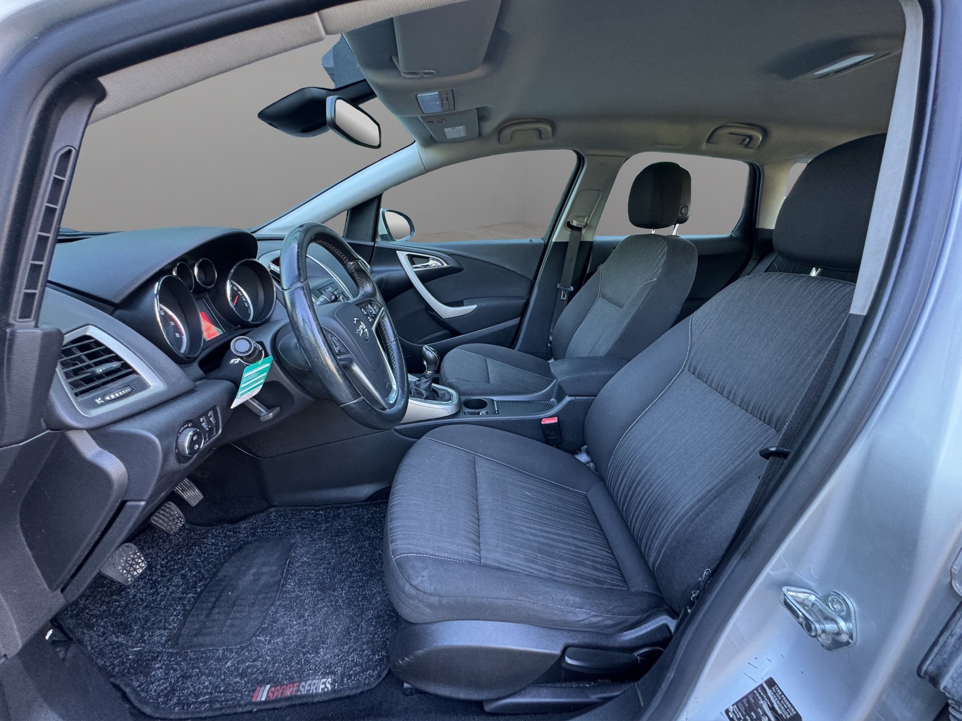 OPEL Astra SportsTourer 1.4i 16V Turbo Sport-image-8