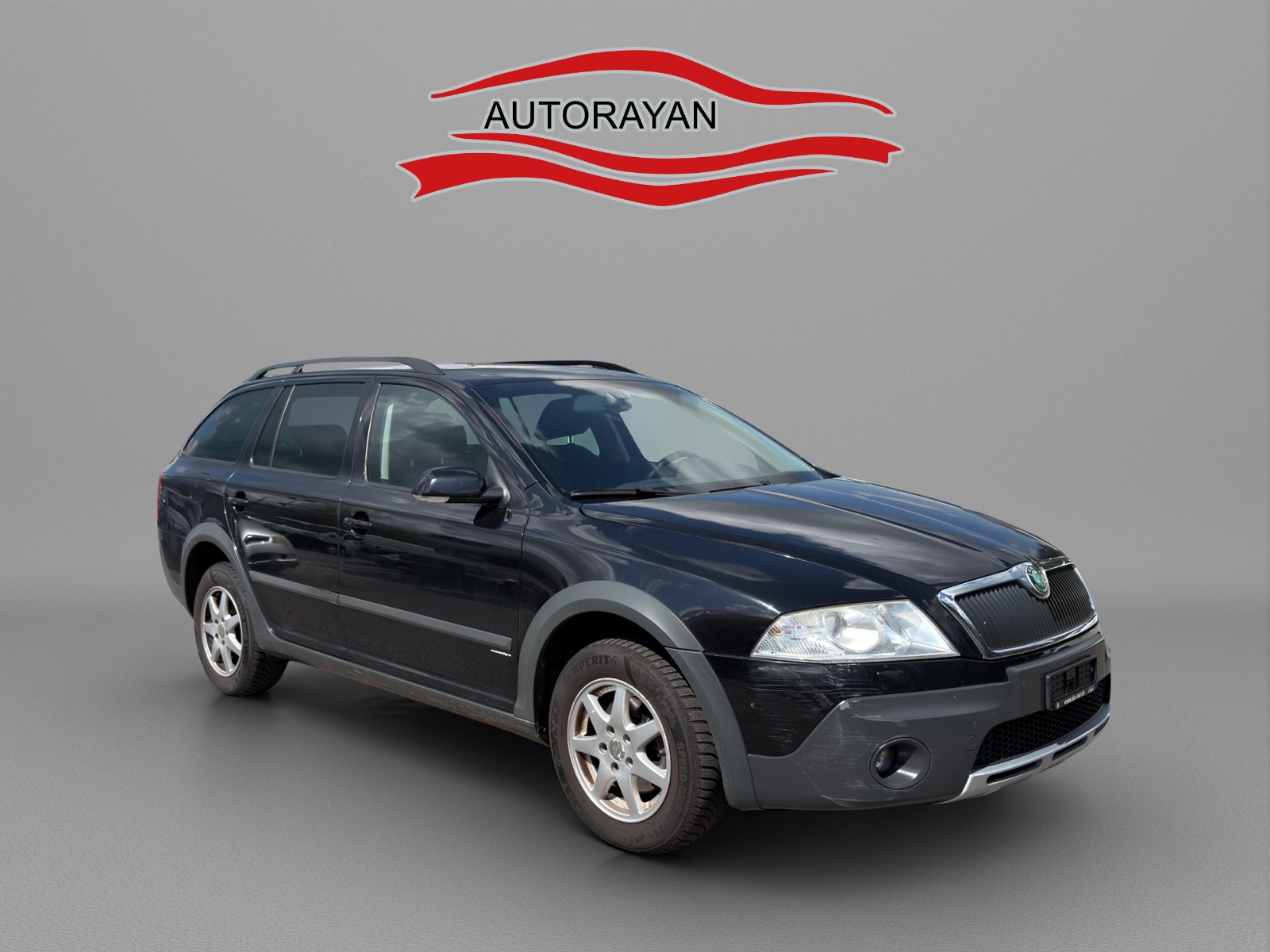 SKODA Octavia Scout 2.0 FSI 4x4-image-2