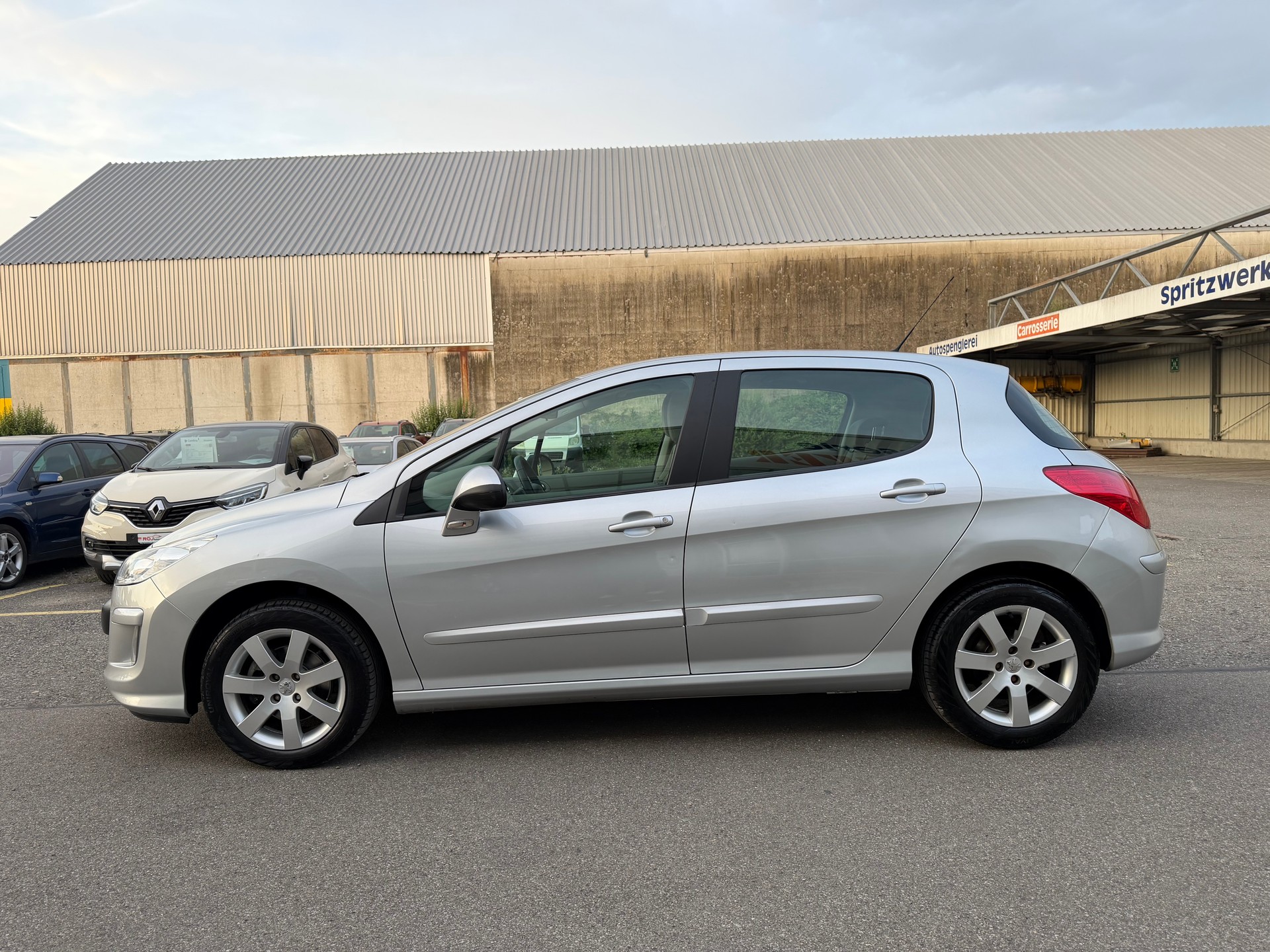 PEUGEOT 308 1.6 16V VTI Sport Automatic