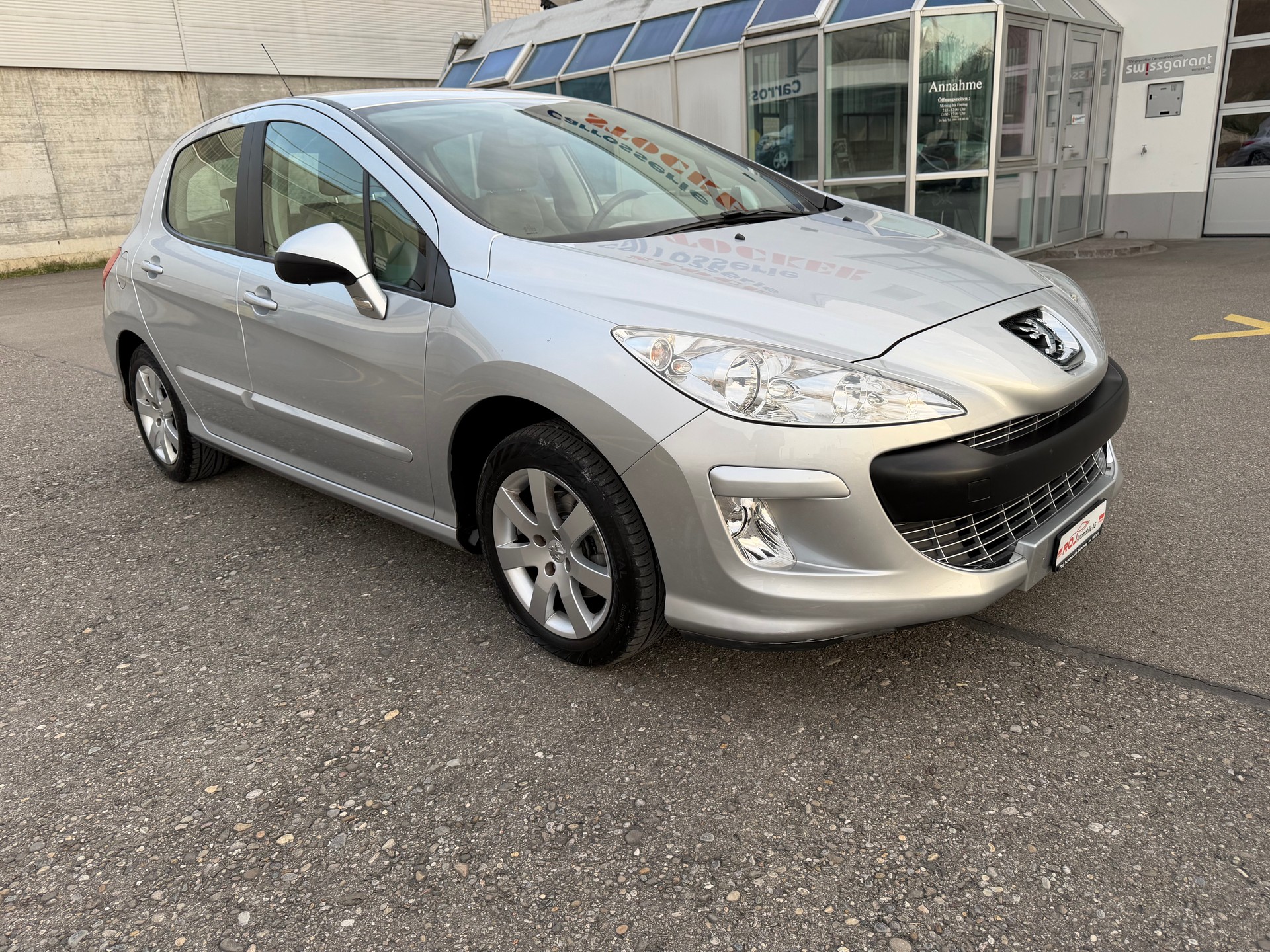 PEUGEOT 308 1.6 16V VTI Sport Automatic-showroom-element-3