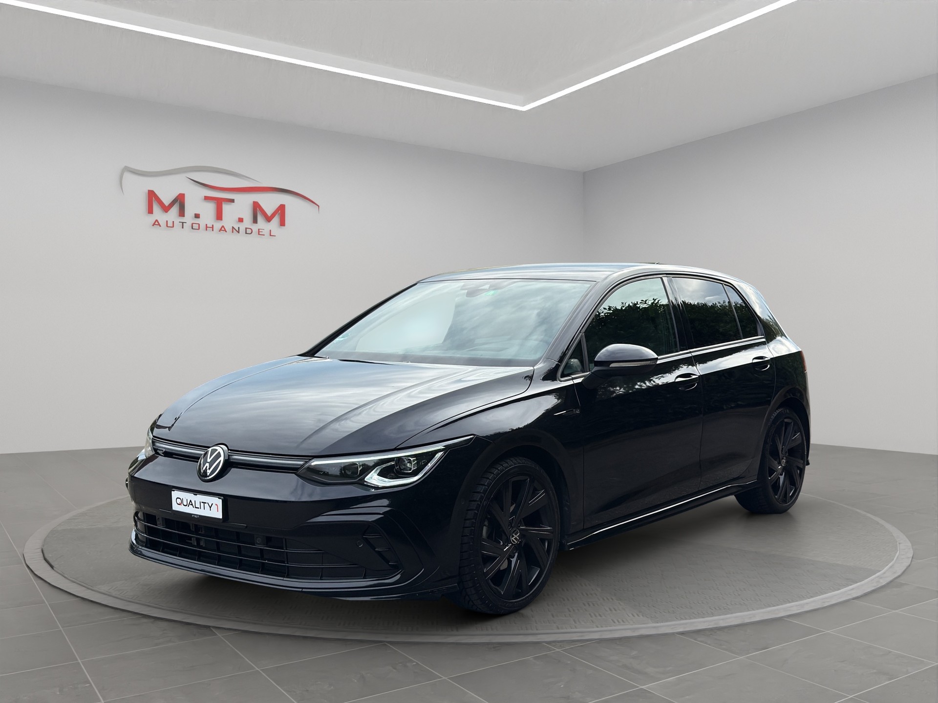VW Golf 1.5 eTSI mHEV ACT R-Line DSG-showroom-element-2