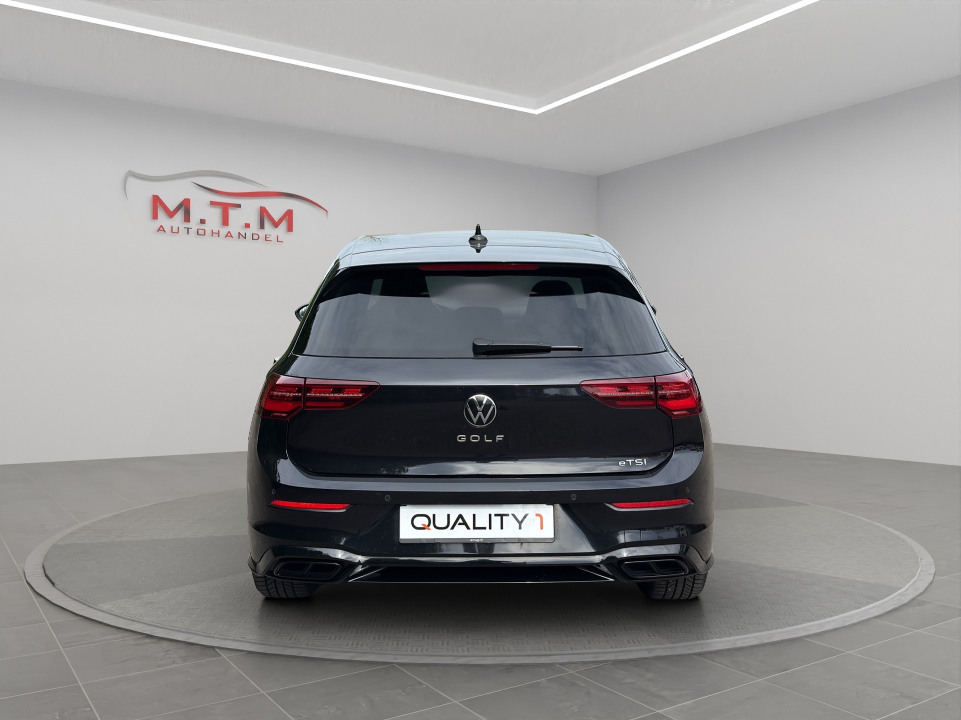 VW Golf 1.5 eTSI mHEV ACT R-Line DSG-image-5