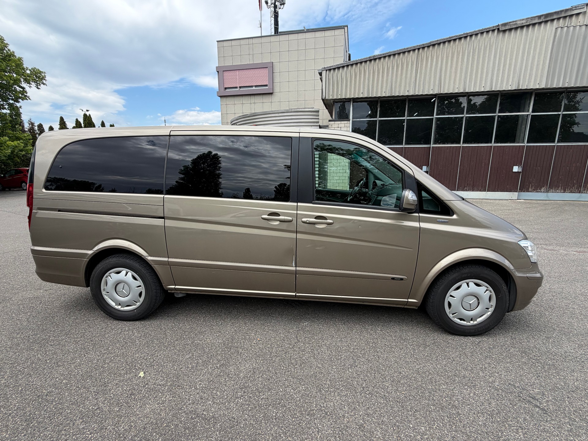 MERCEDES-BENZ Viano 2.2 CDI Blue Efficiency Trend L A-image-5