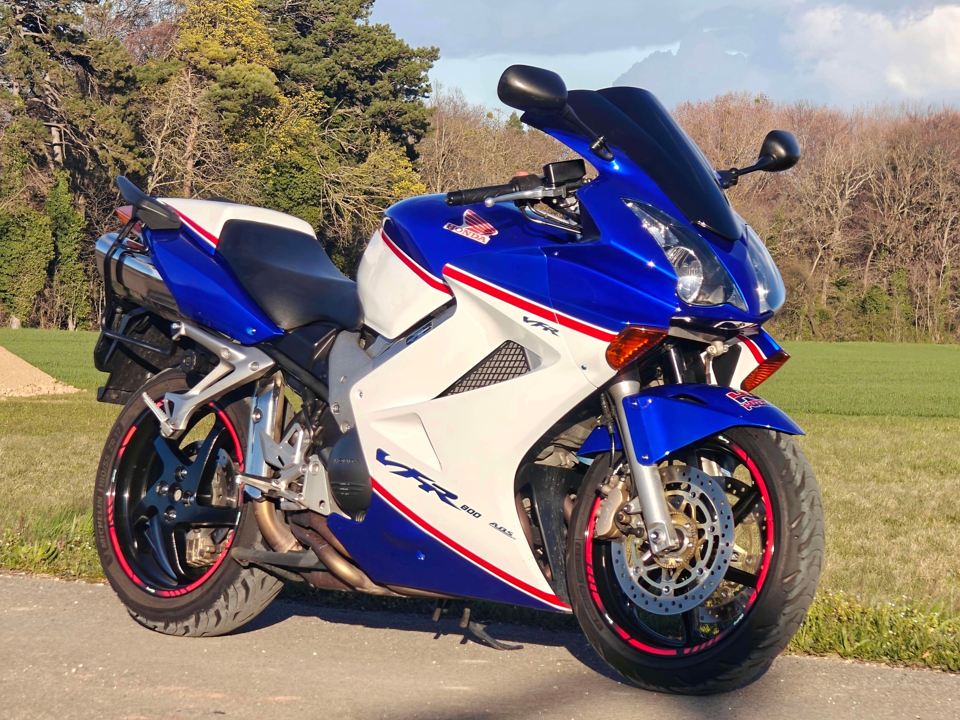HONDA VFR 800 VTEC FI ABS-image-1