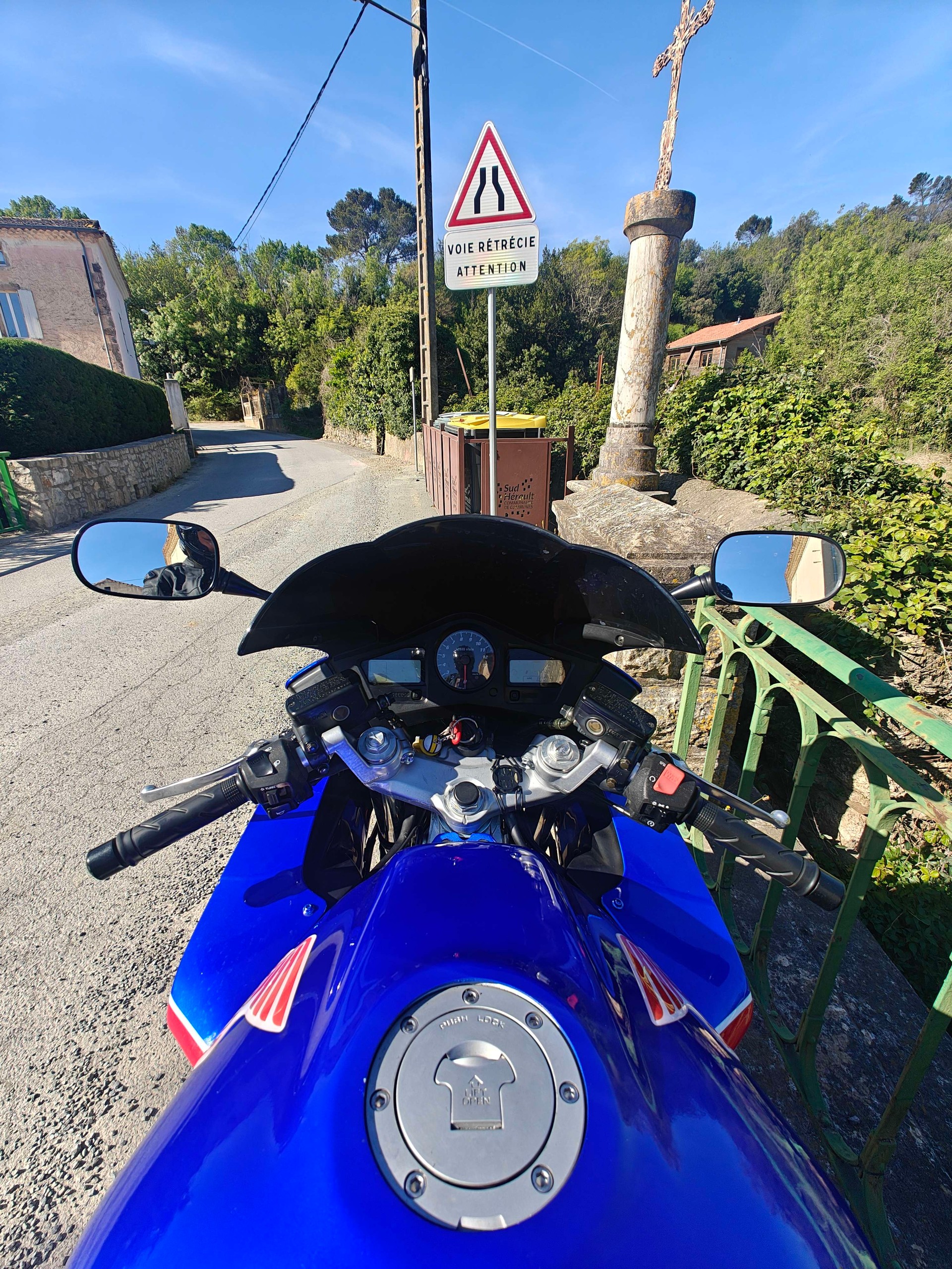HONDA VFR 800 VTEC FI ABS-image-2