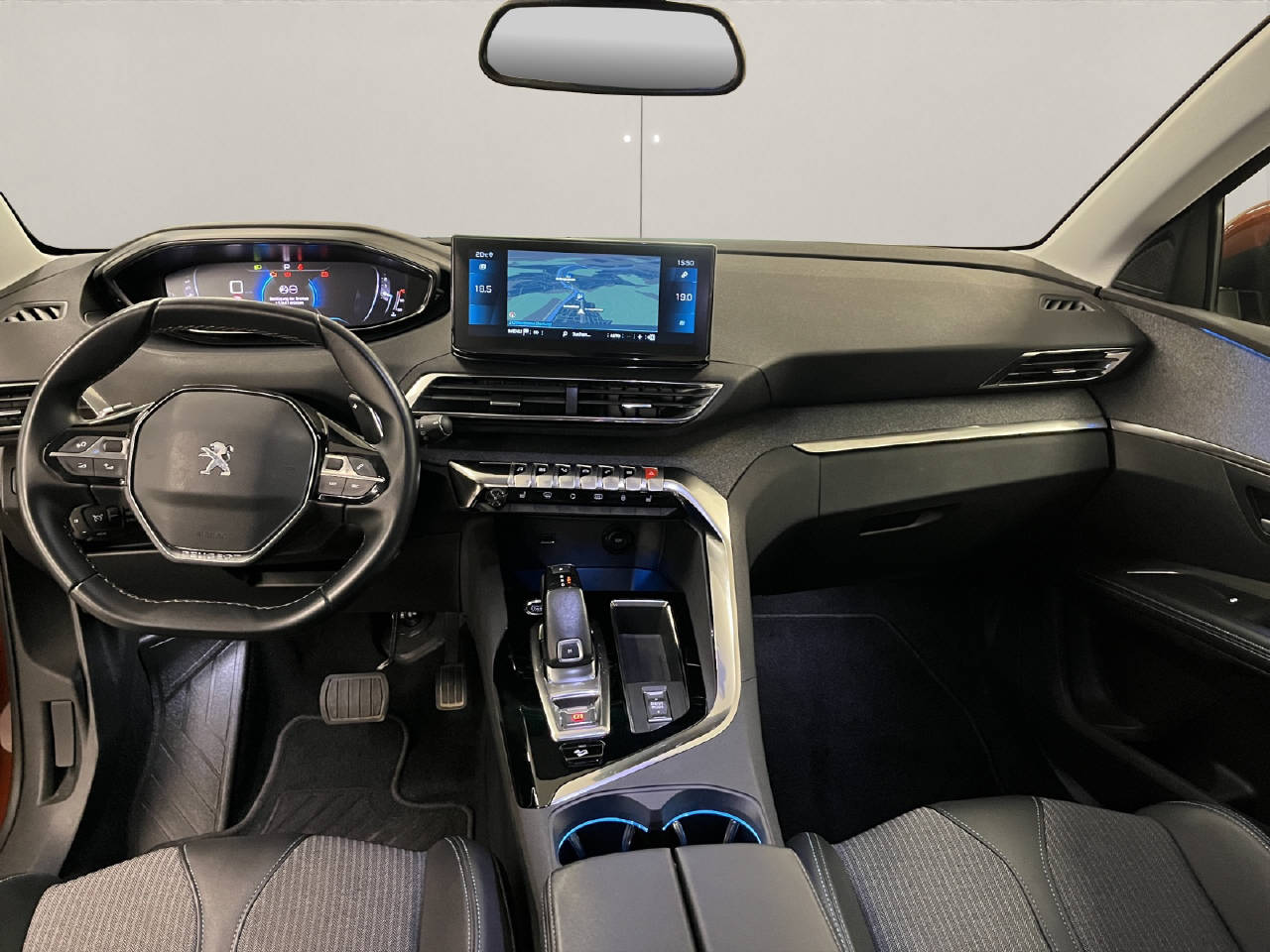 PEUGEOT 5008 1.2 PureTech Allure Pack-image-5