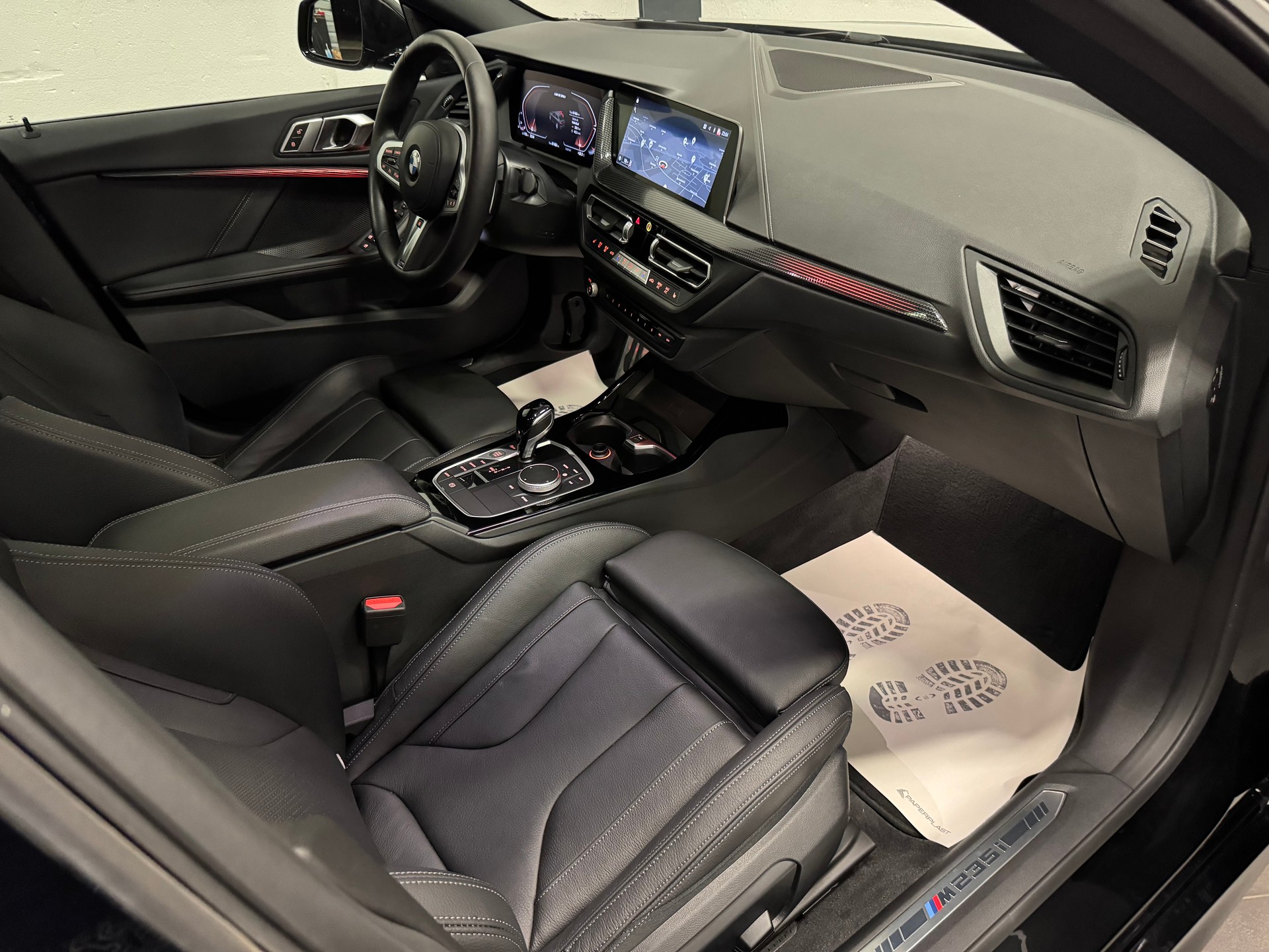 BMW M235i Gran Coupé xDrive Pure M Sport Steptronic-image-19
