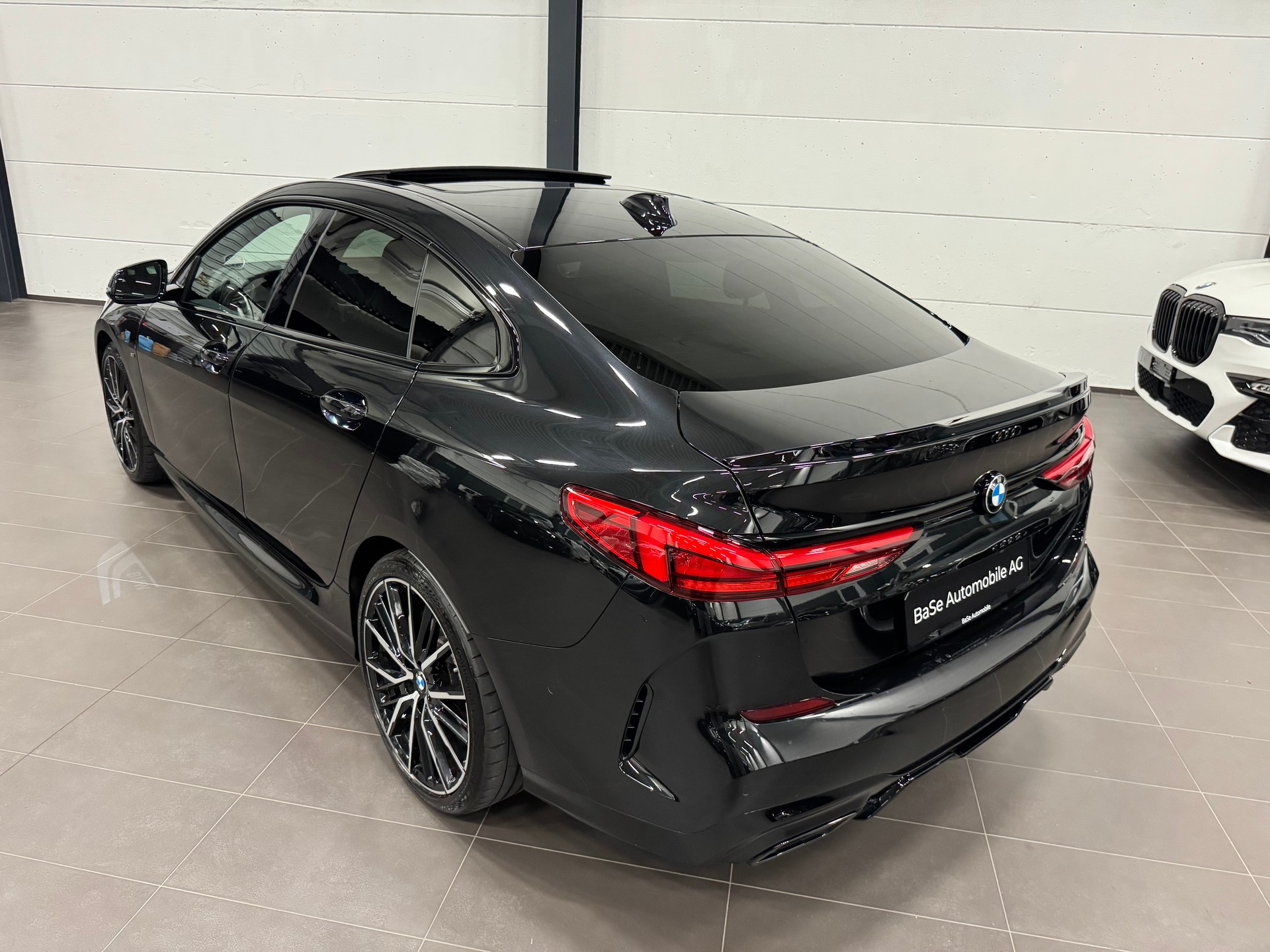 BMW M235i Gran Coupé xDrive Pure M Sport Steptronic-image-13