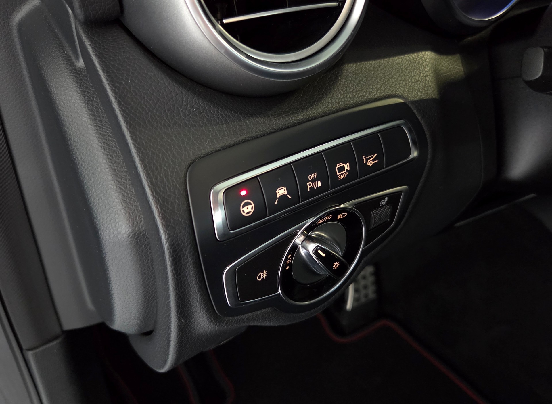 MERCEDES-BENZ C 43 AMG 4matic Kombi-image-14