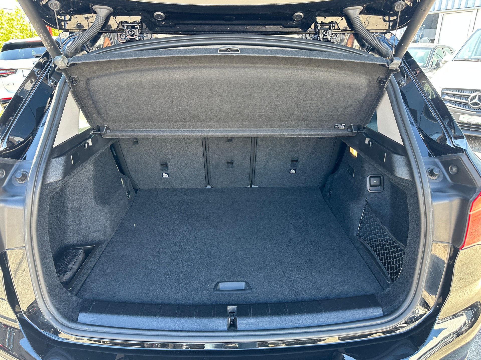 BMW X1 xDrive 25e Steptronic. (CH Auto)-image-9