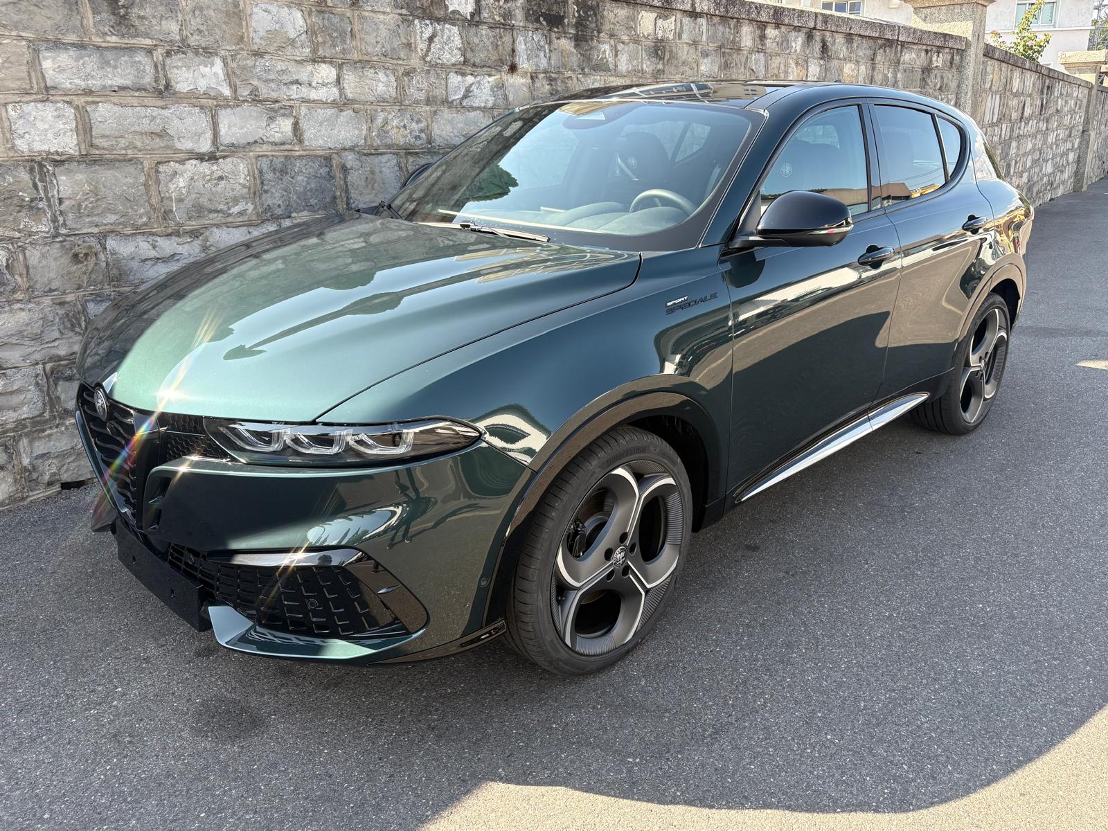 ALFA ROMEO Tonale 1.5 Hybrid Sport Speciale-showroom-element-1