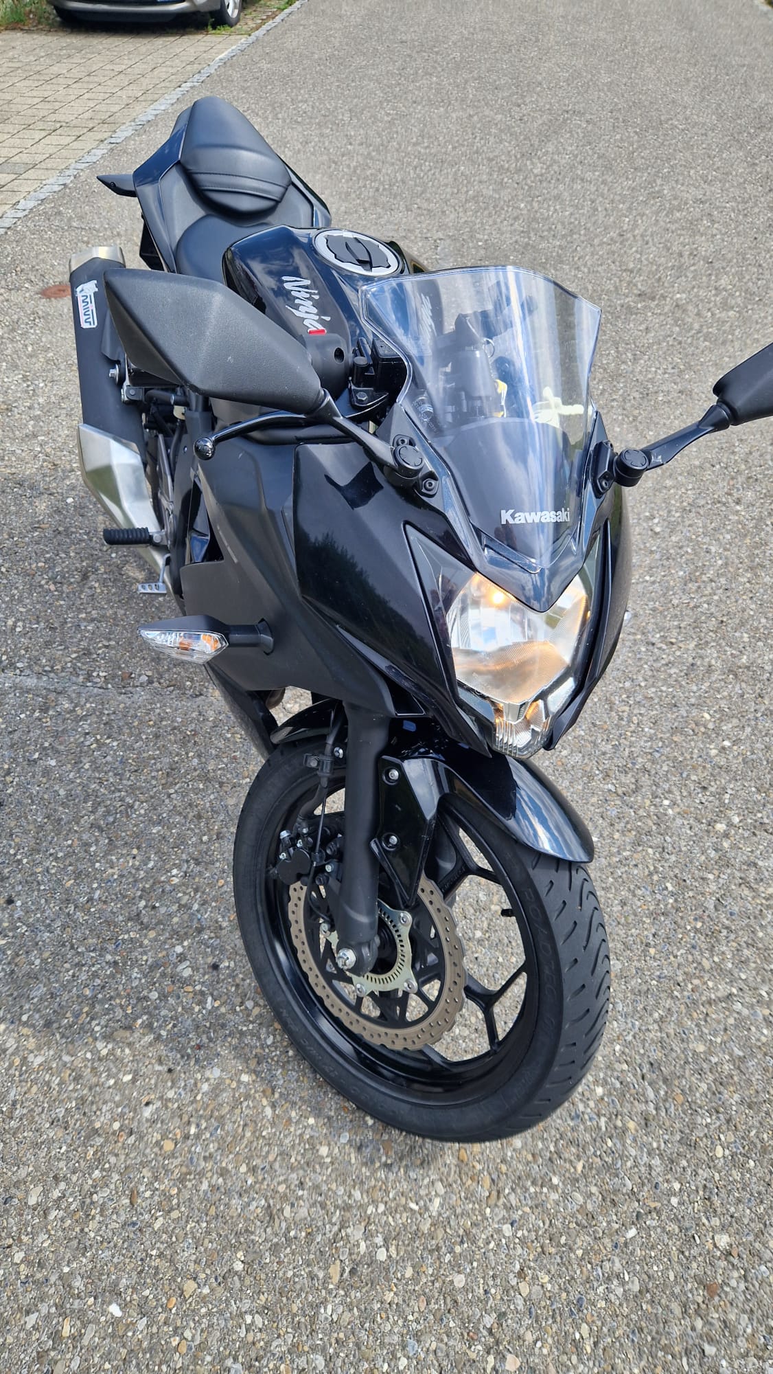 KAWASAKI Ninja 125-image-3