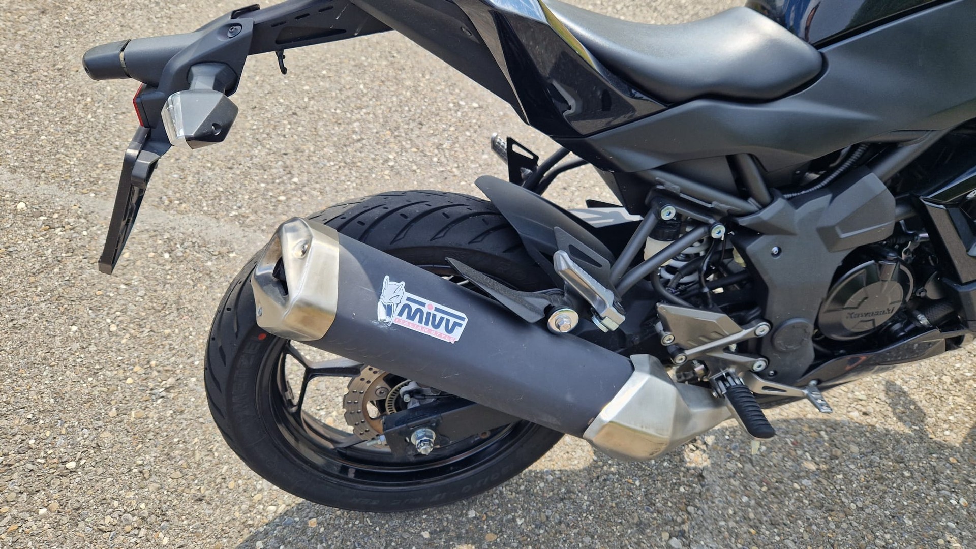 KAWASAKI Ninja 125-image-6