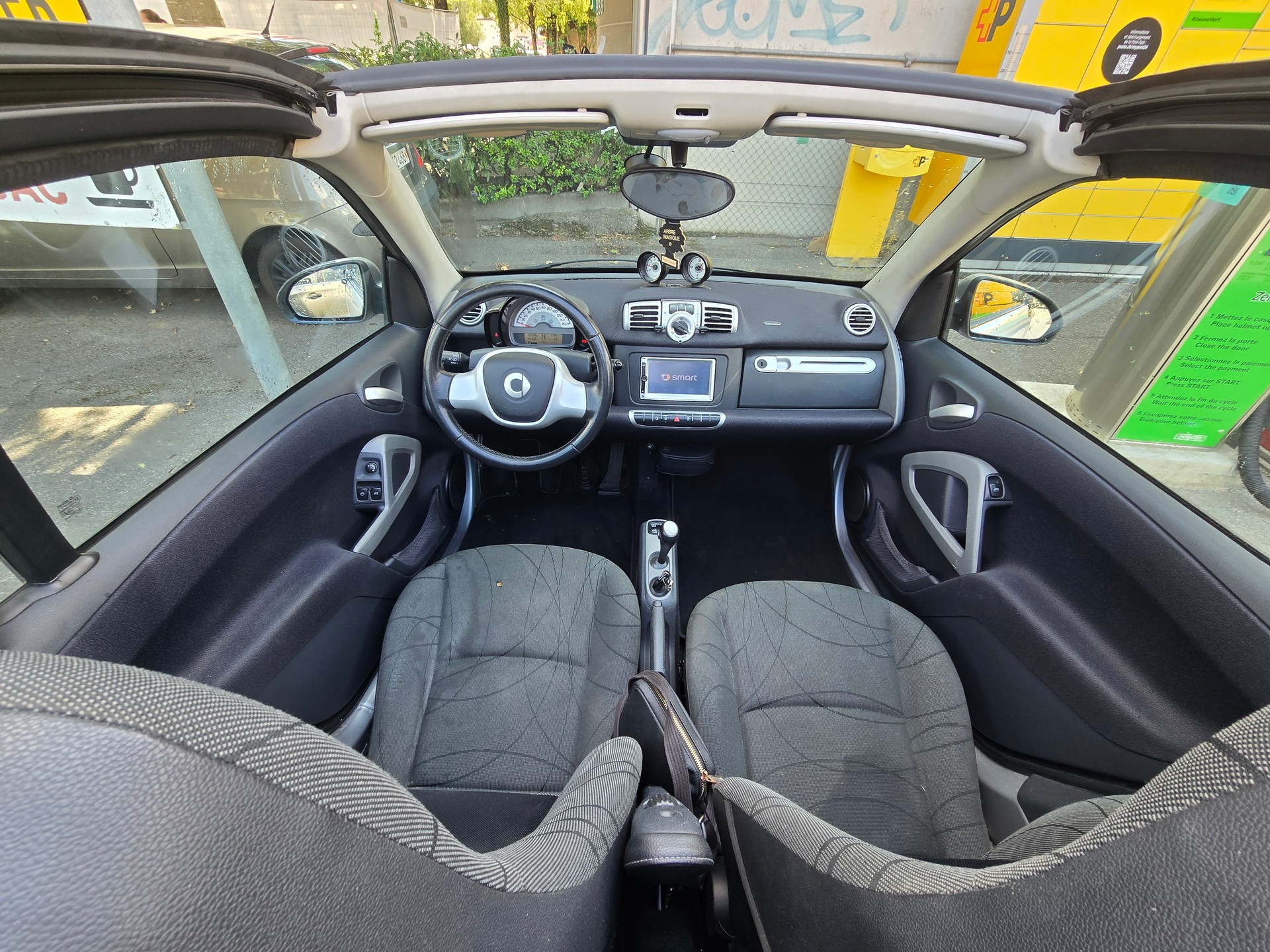 SMART FORTWO-image-2