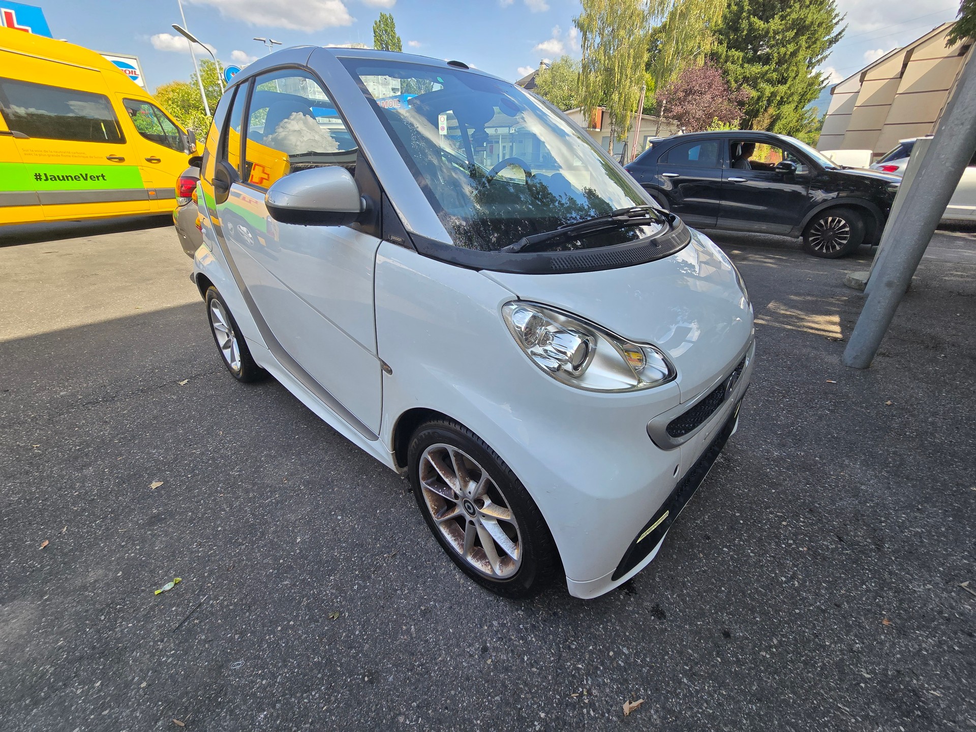 SMART FORTWO-image-6