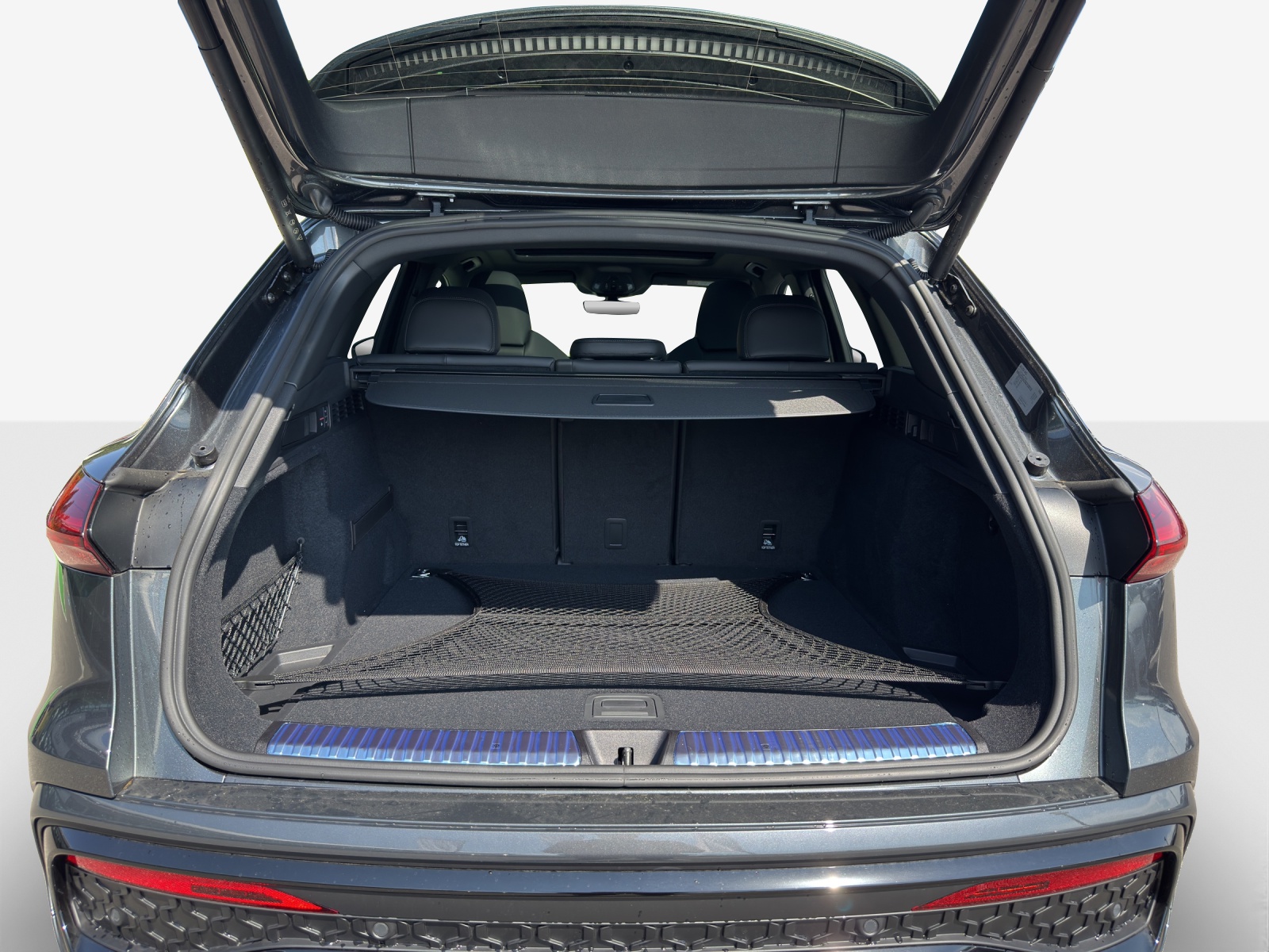 AUDI SQ5 TFSI quattro S-tronic-image-12