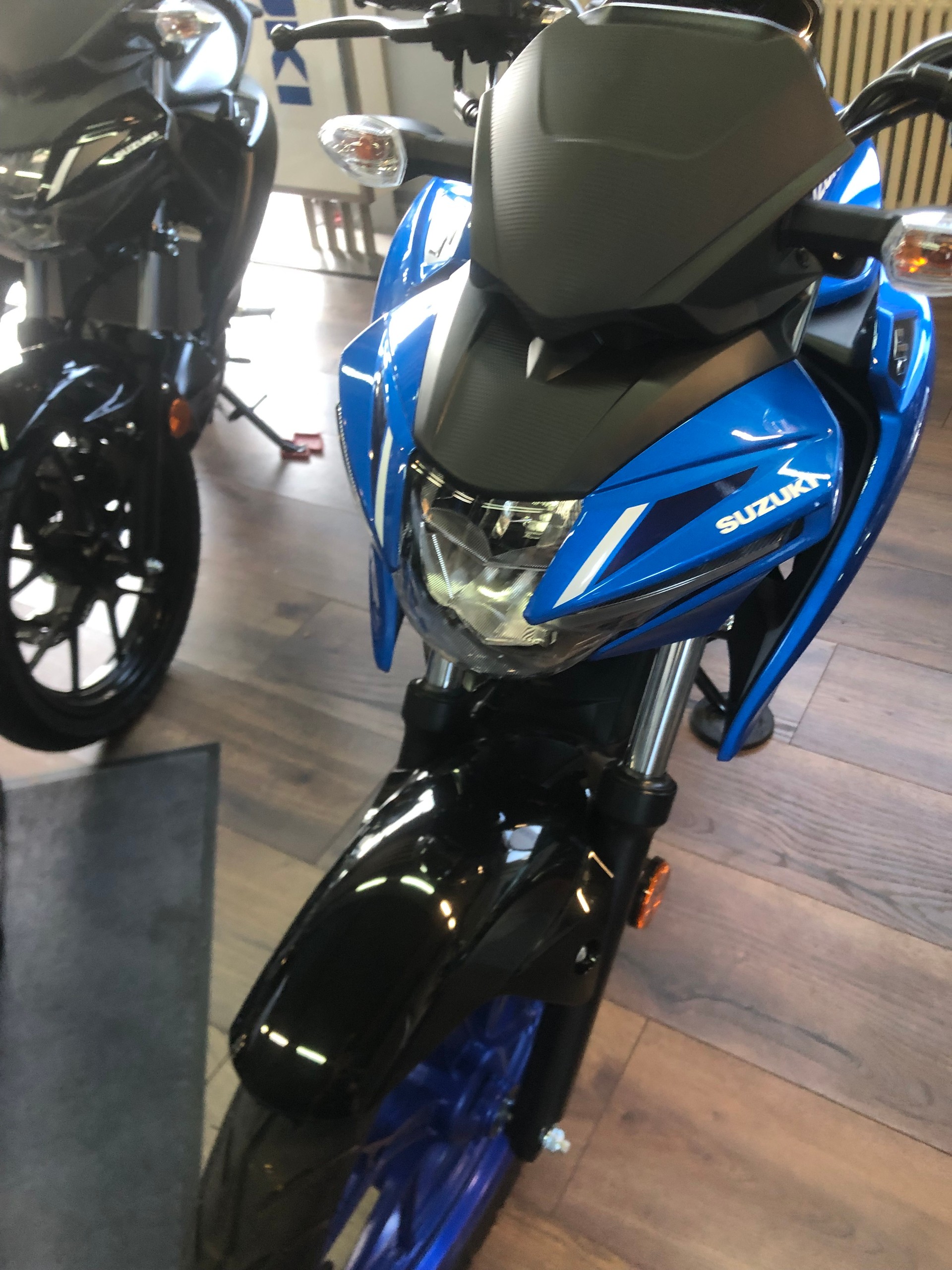 SUZUKI GSX-S 125-image-5