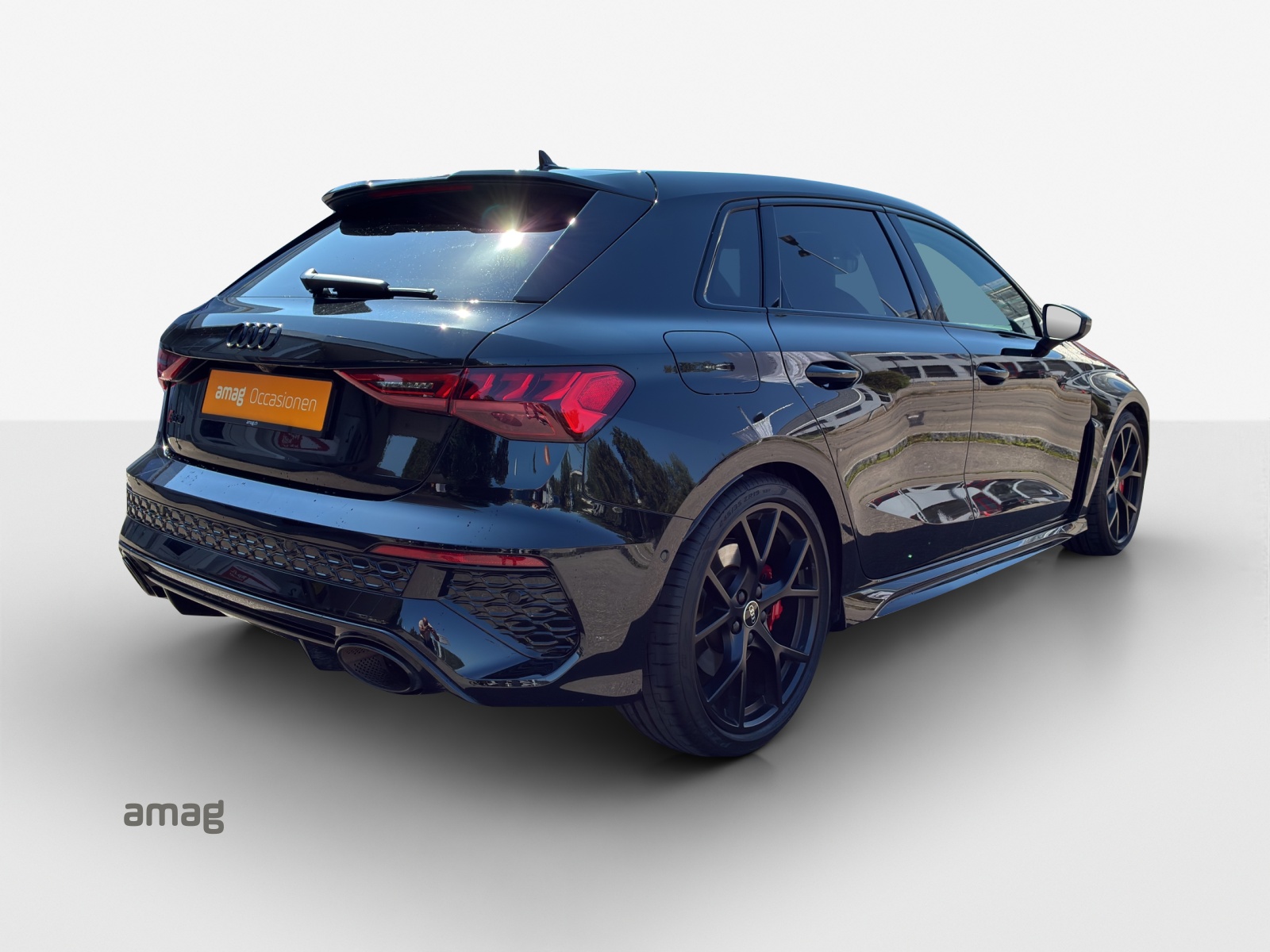 AUDI RS3 Sportback 2.5 TSI quattro S-tronic-image-4