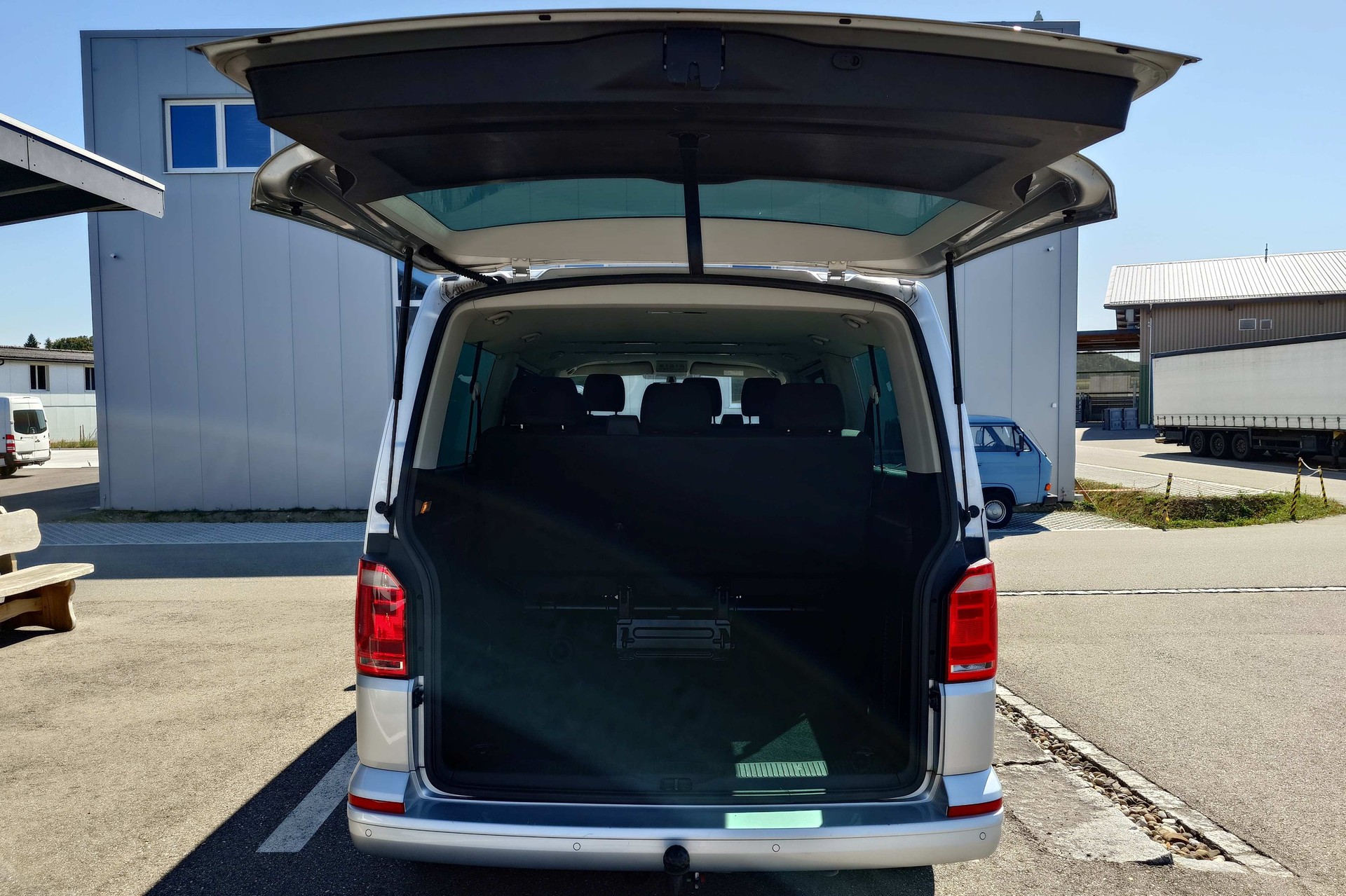 VW T6 Caravelle 3000 2.0 TDI 150-image-5
