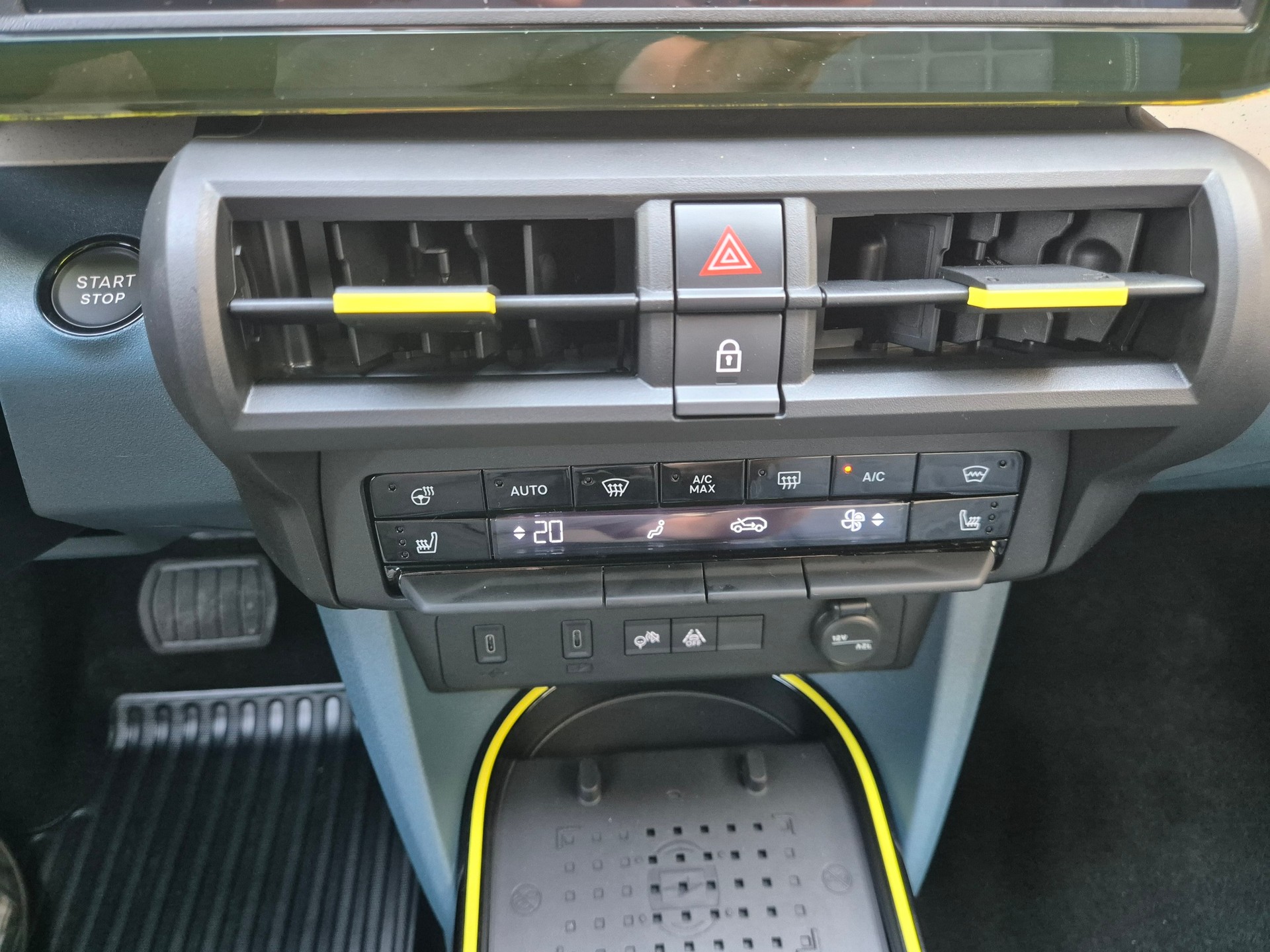 FIAT Grande Panda MHEV La Prima 5 ANS GARANTIE-image-13