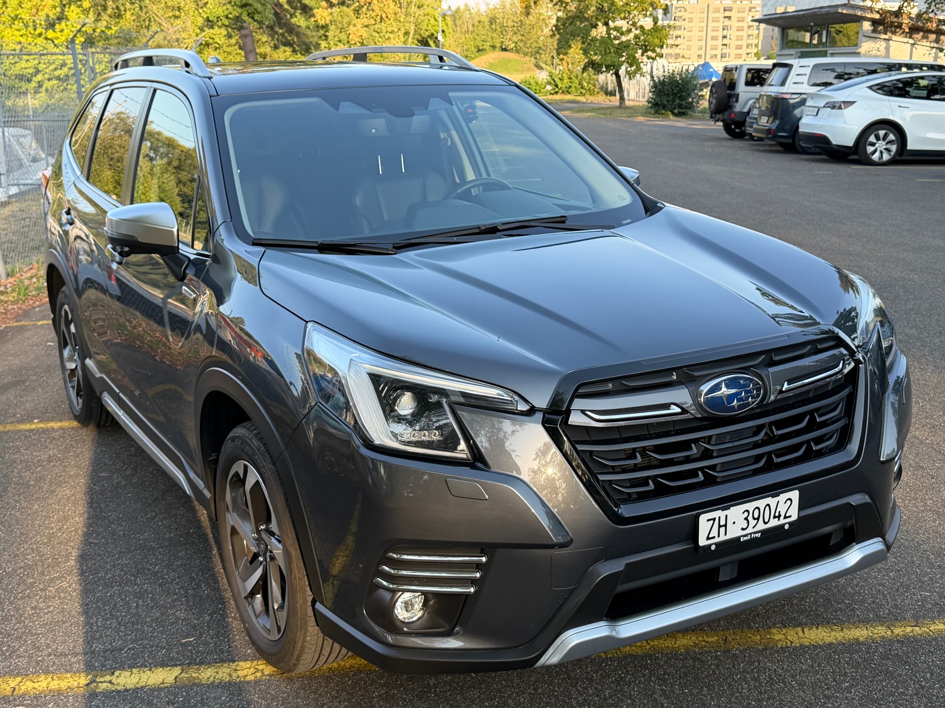 SUBARU 2.0i e-Boxer Luxury-image-1