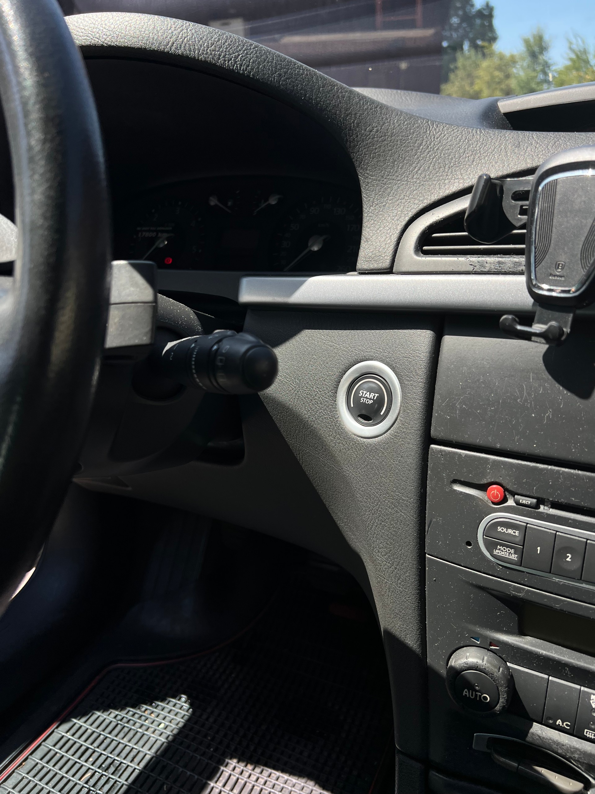 RENAULT Laguna 1.9 dCi Expression-image-8