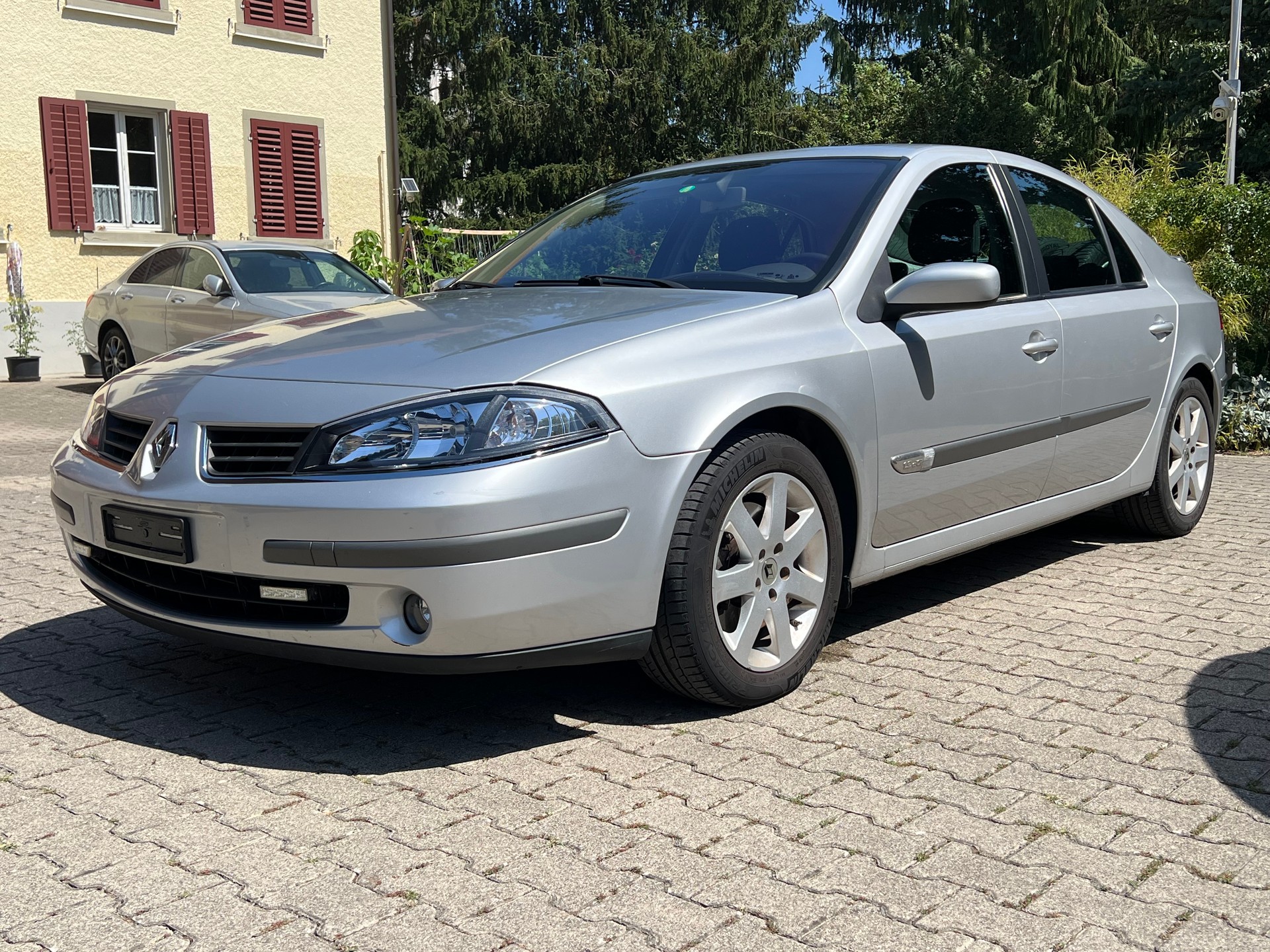 RENAULT Laguna 1.9 dCi Expression