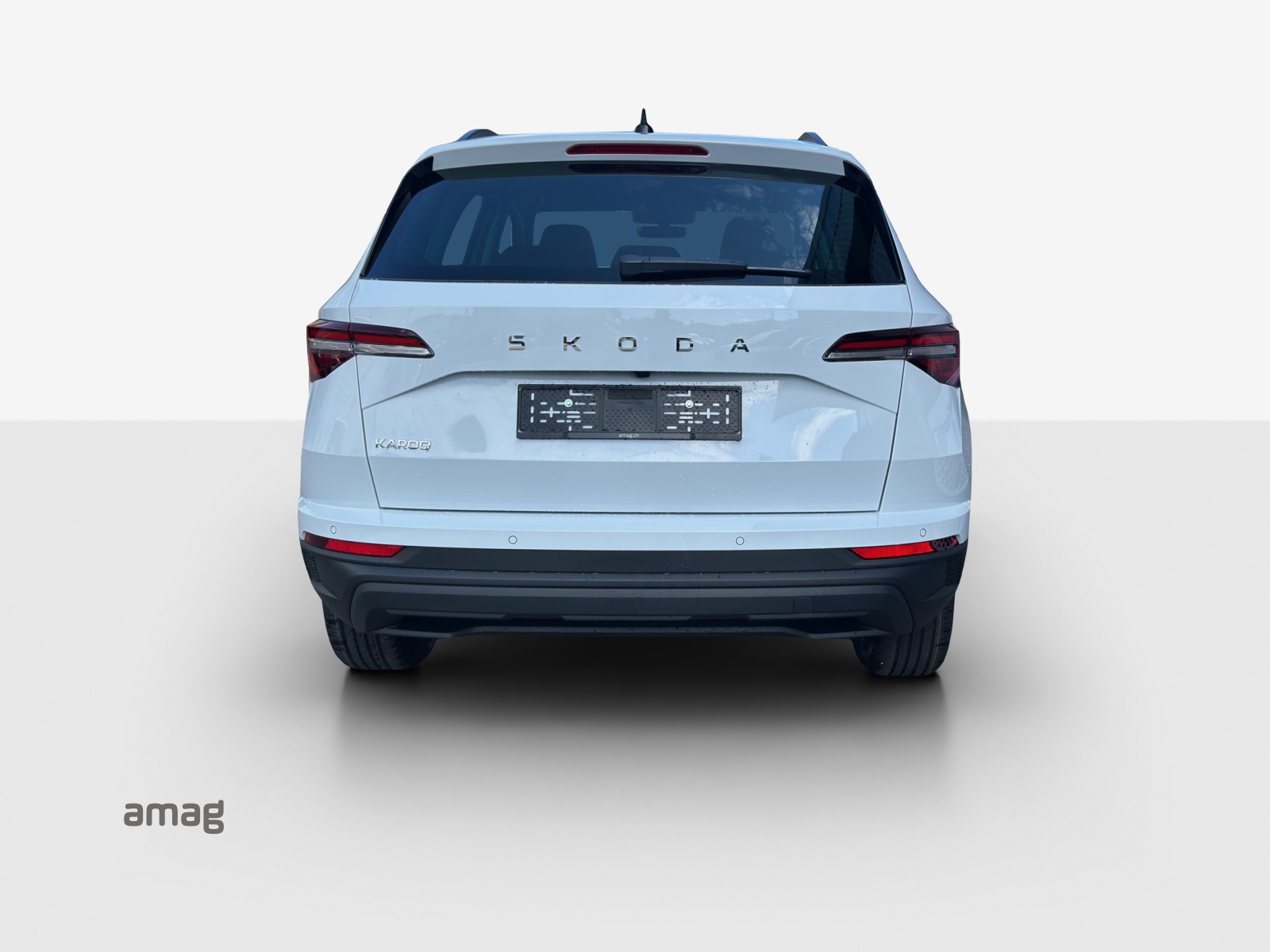 SKODA Karoq 1.5 TSI Dynamic DSG-showroom-element-3