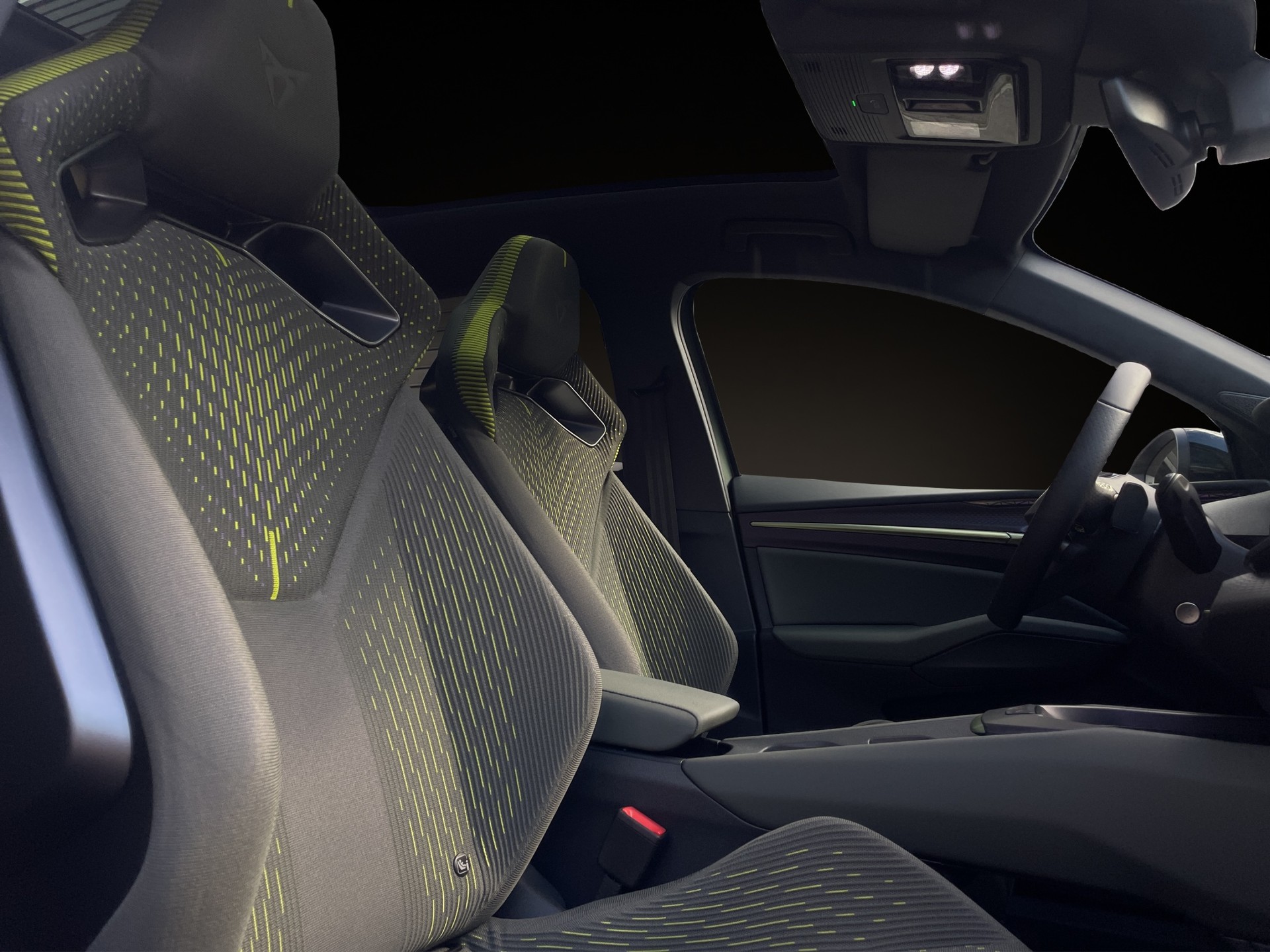 CUPRA Raval 52 kWh VZ Extreme Launch Edition-image-16