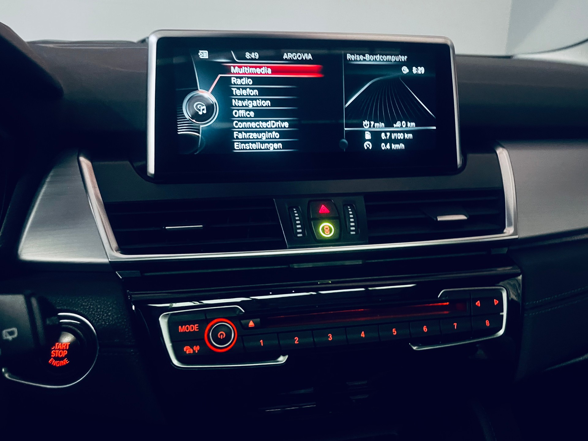 BMW 225i Active Tourer Sport Line Steptronic-image-21