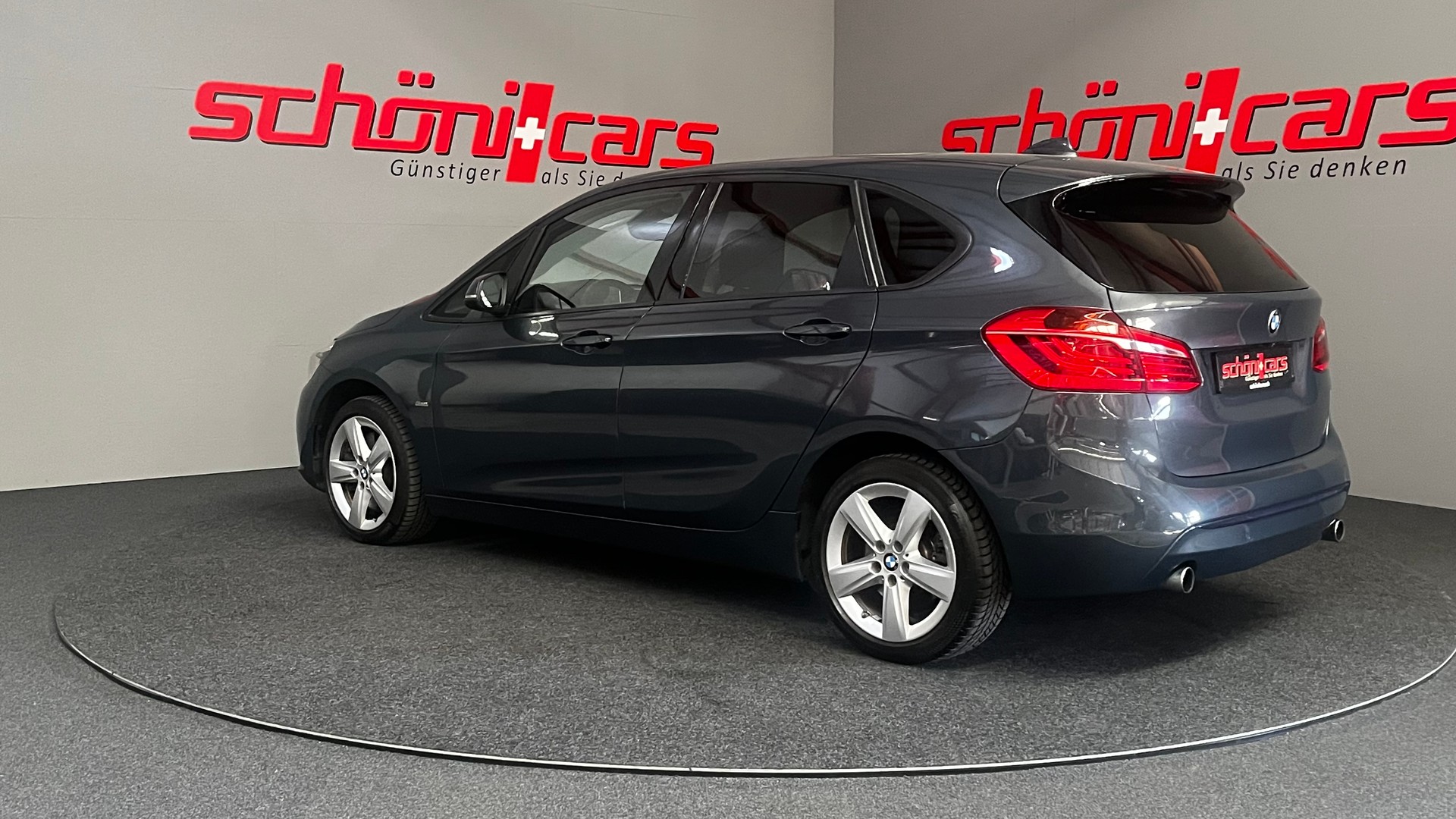 BMW 225i Active Tourer Sport Line Steptronic-showroom-element-3