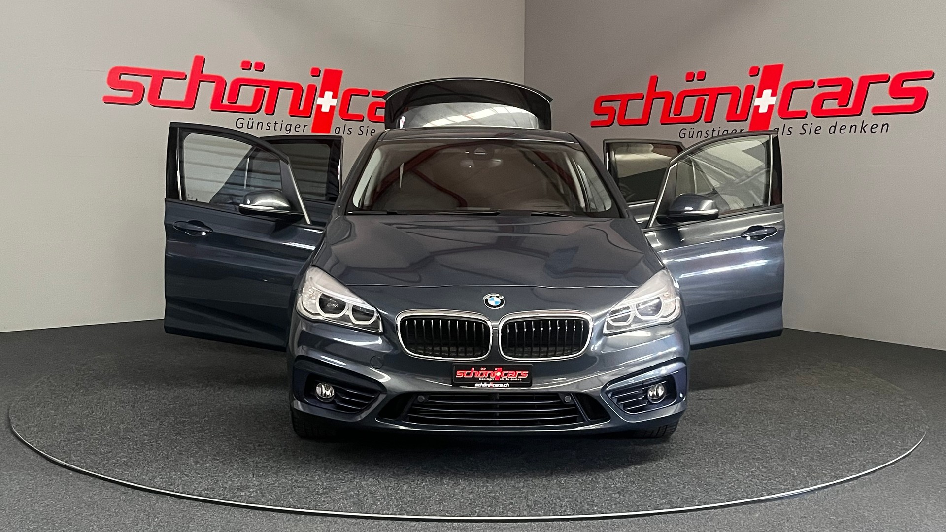 BMW 225i Active Tourer Sport Line Steptronic-image-8