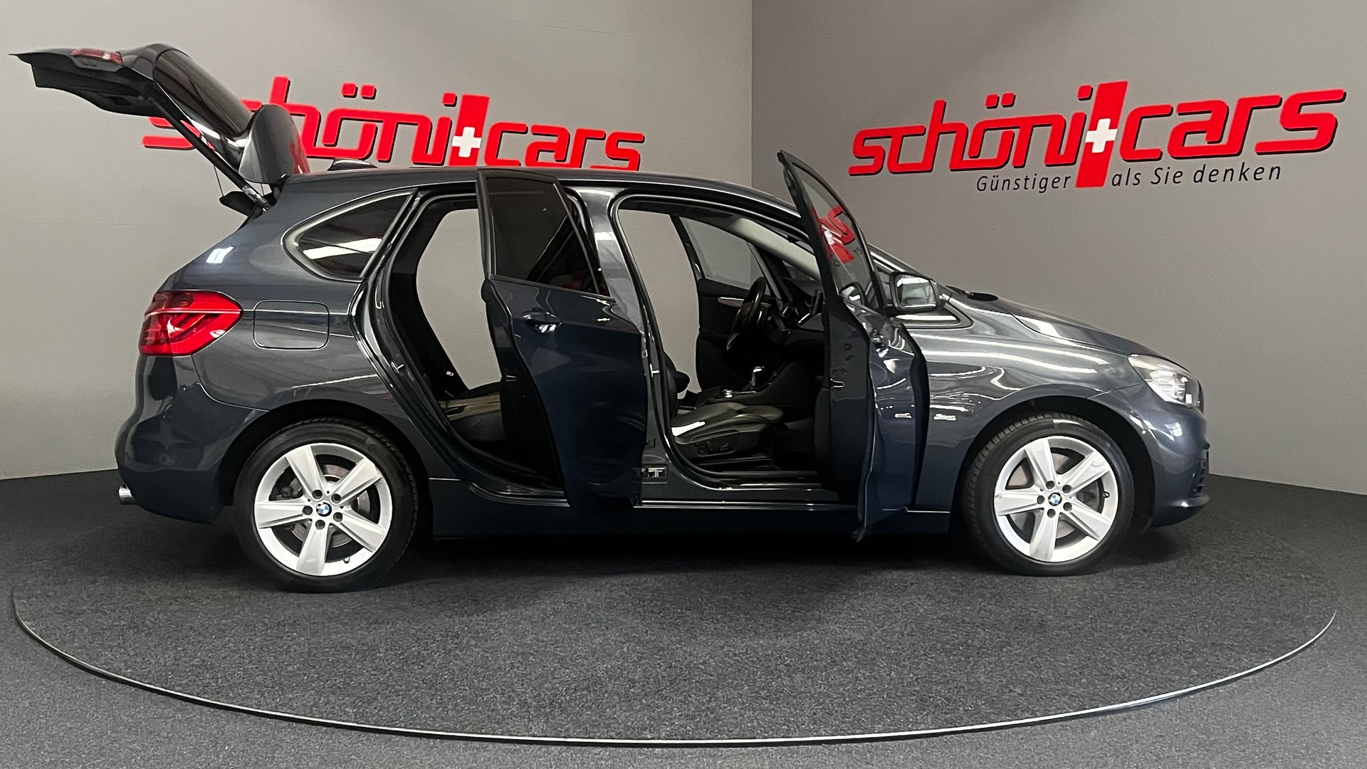 BMW 225i Active Tourer Sport Line Steptronic-image-6