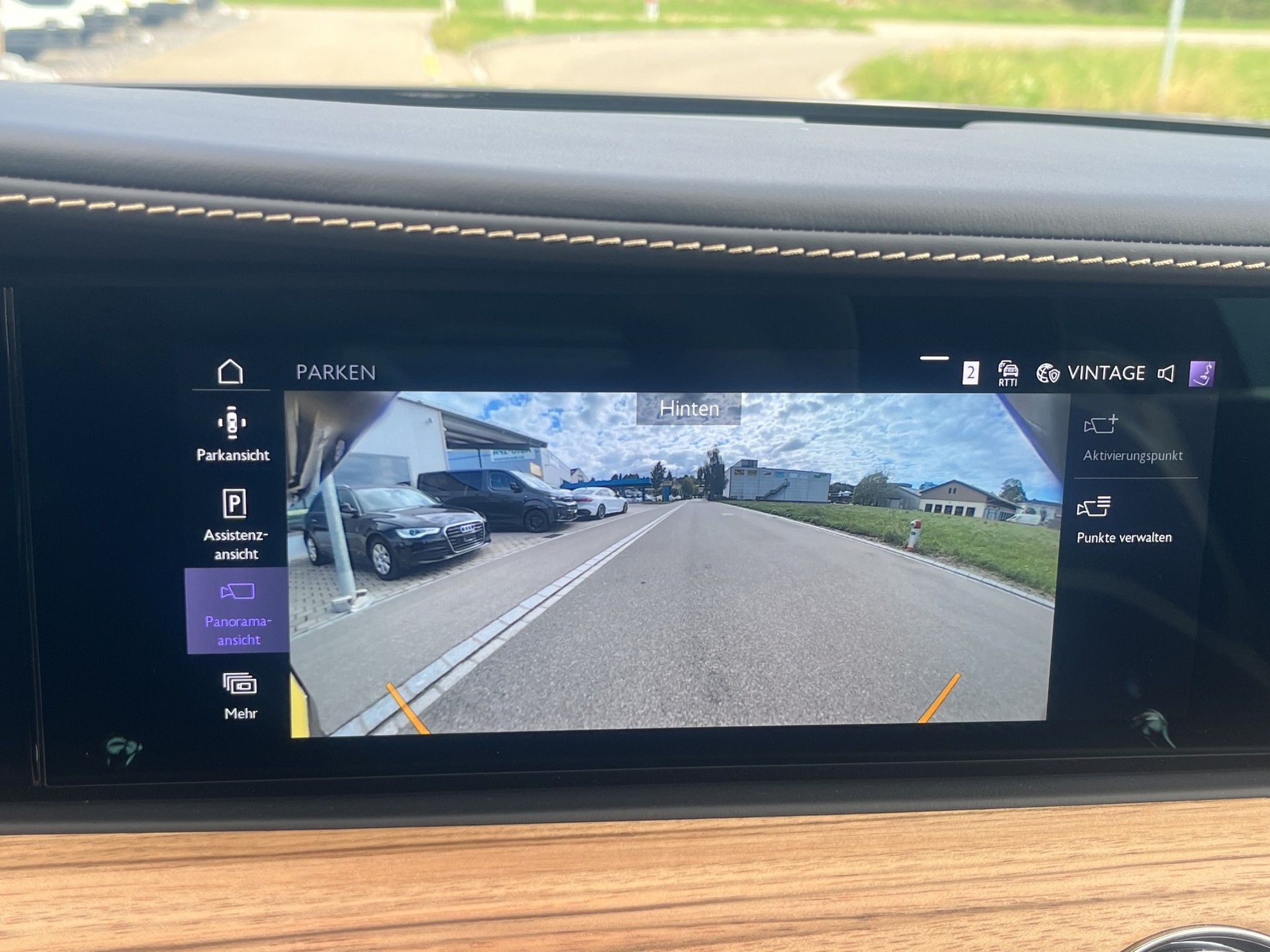 ROLLS-ROYCE Spectre 102kWh, *CH Auslieferung, sofort Verfügbar*-image-21
