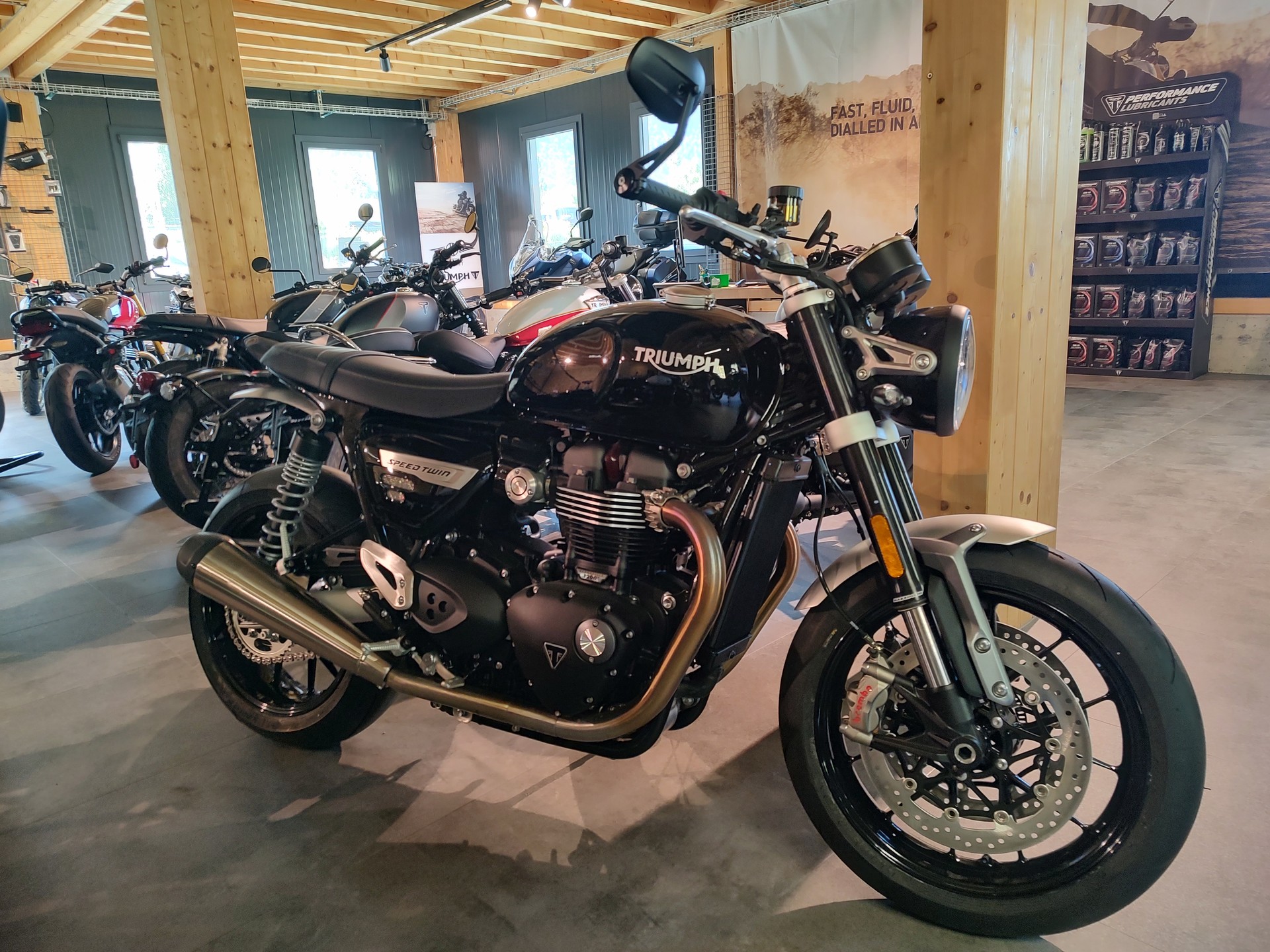 TRIUMPH Speed Twin 1200-image-0