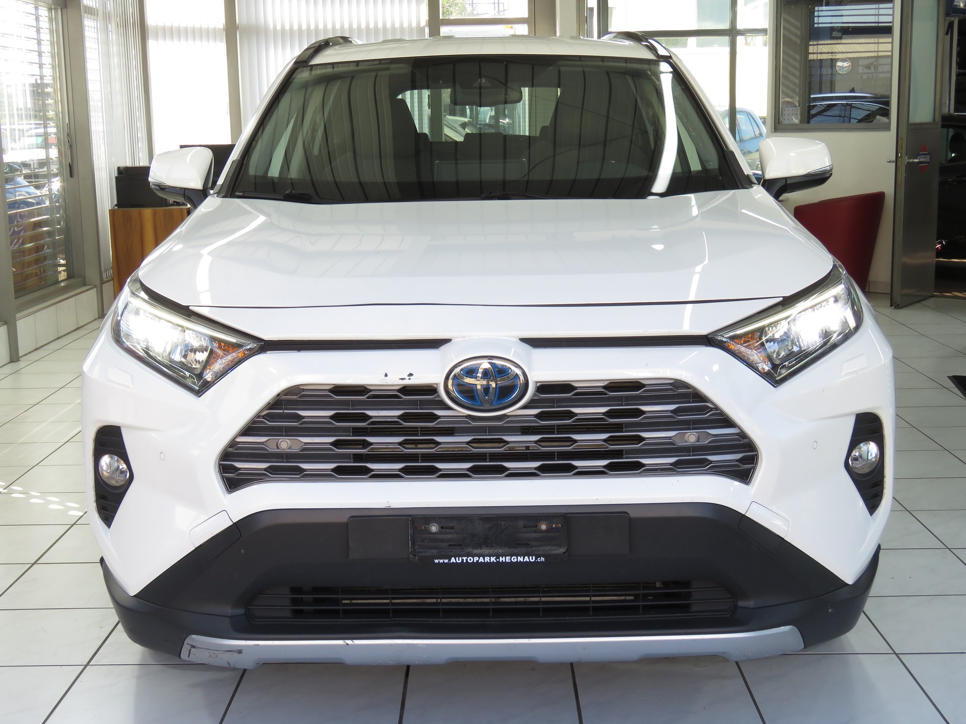 TOYOTA RAV-4 2.5 HSD Trend e-CVT 4WD Automat, Fixpreis !!!-showroom-element-1