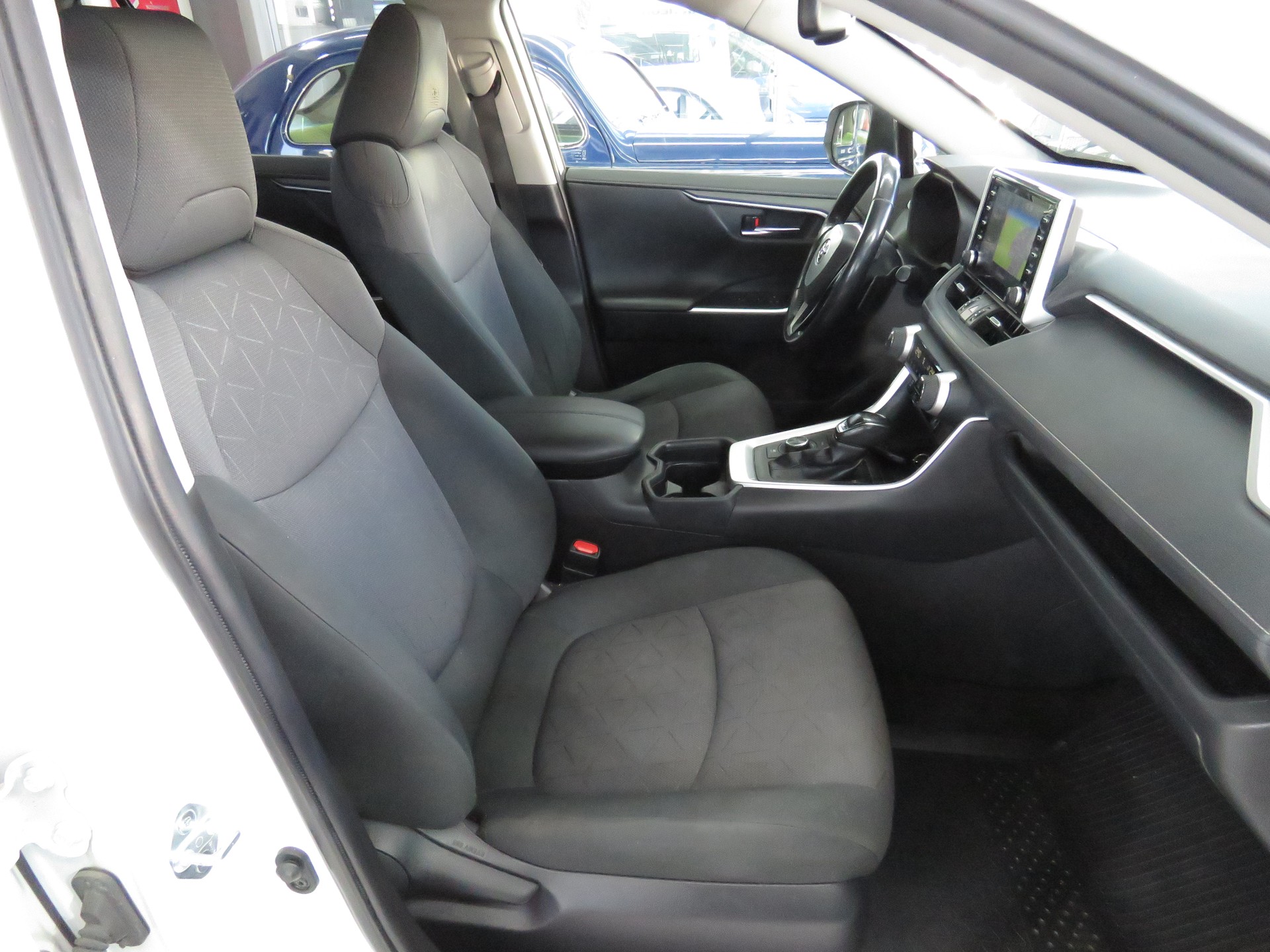 TOYOTA RAV-4 2.5 HSD Trend e-CVT 4WD Automat, Fixpreis !!!-image-10